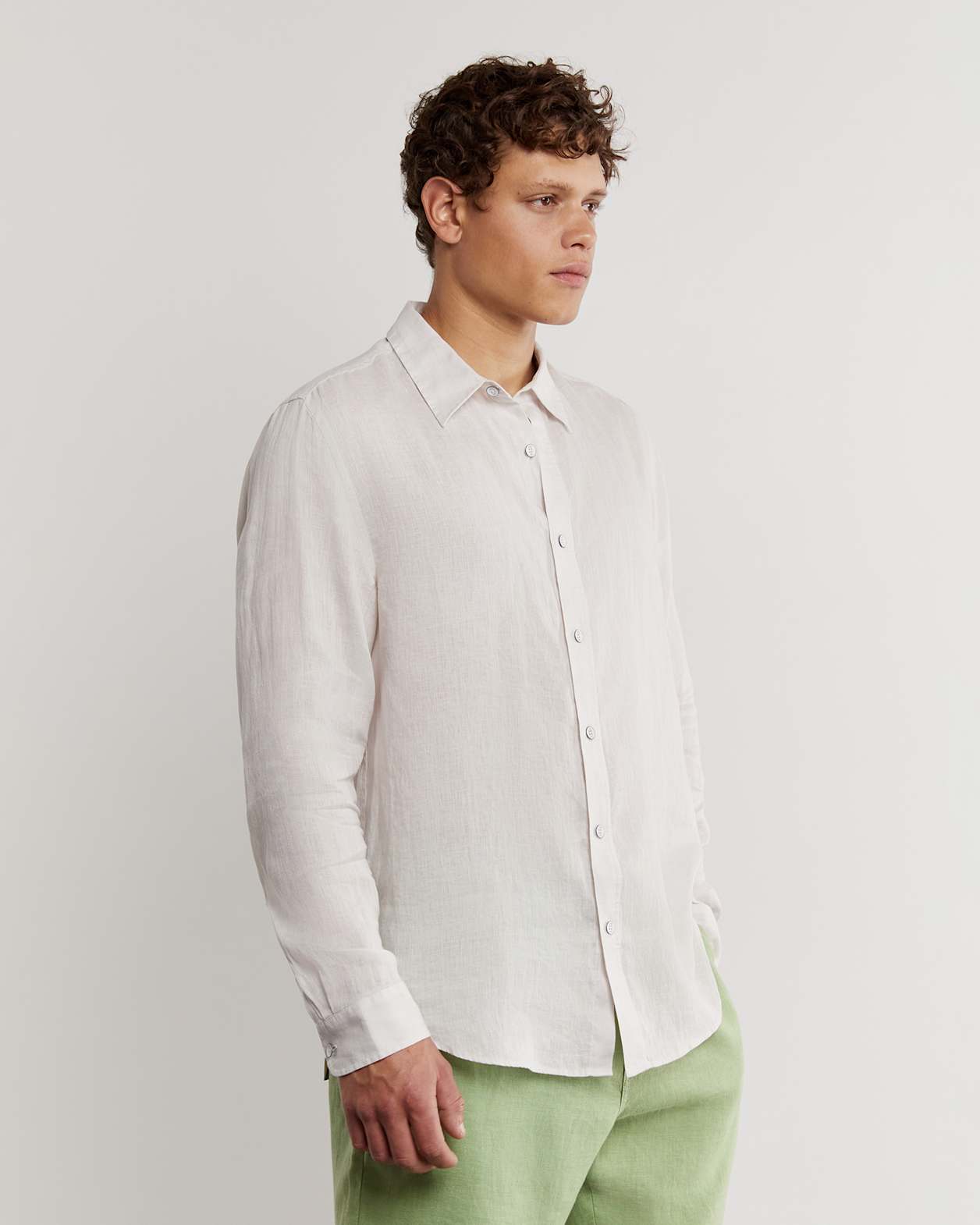 Cooper Linen Shirt in CHALK