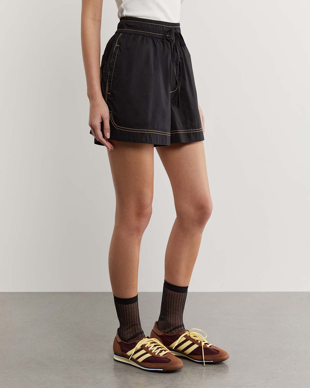 Eden Cotton Pull On Short in BLACK