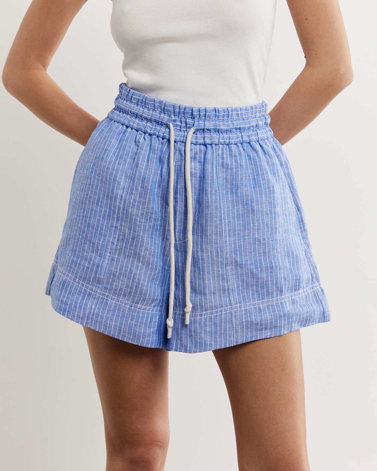 Gigi Stripe Short in WHITE/AZURE
