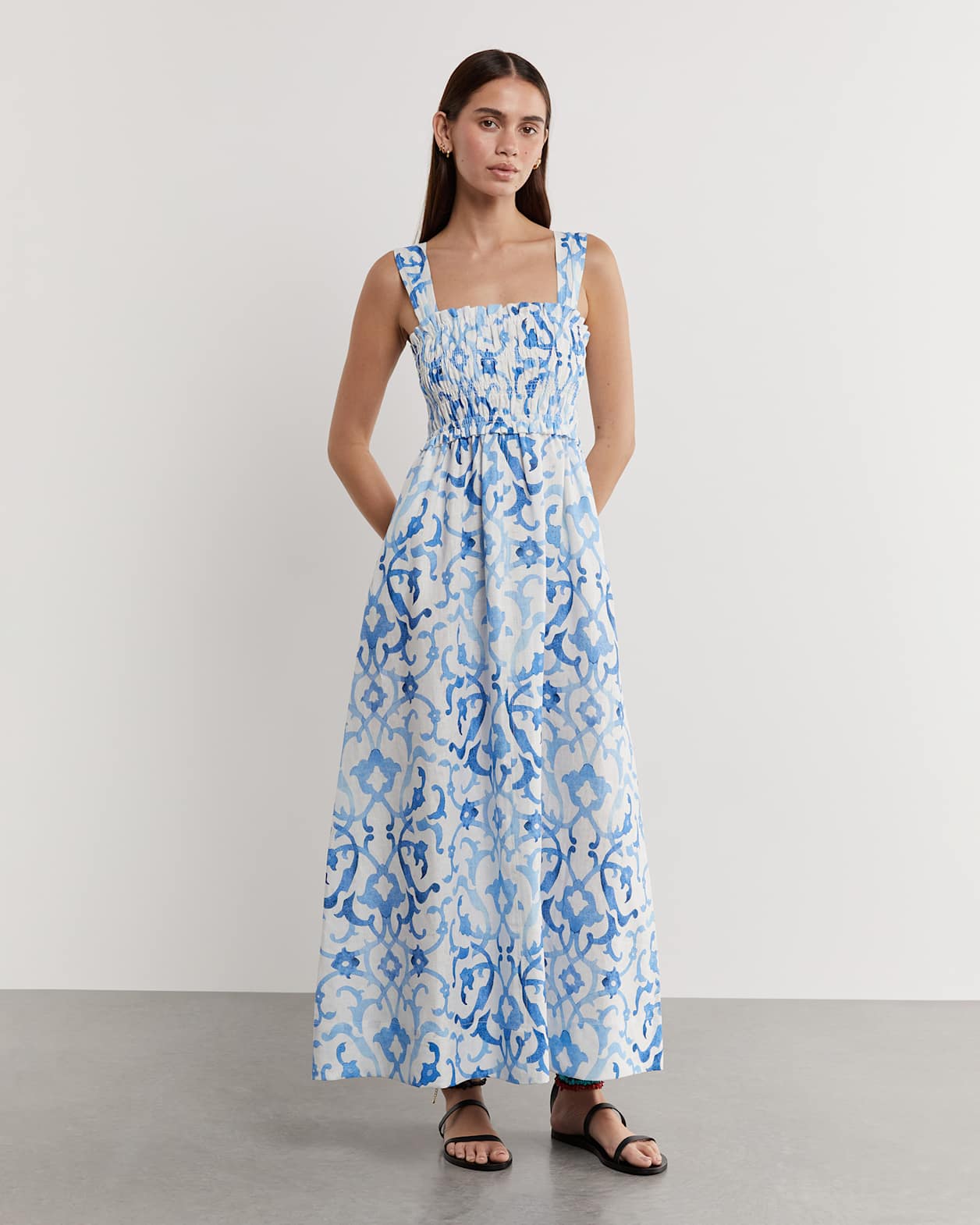 Noelle Linen Mosaic Dress in WHITE/COBALT