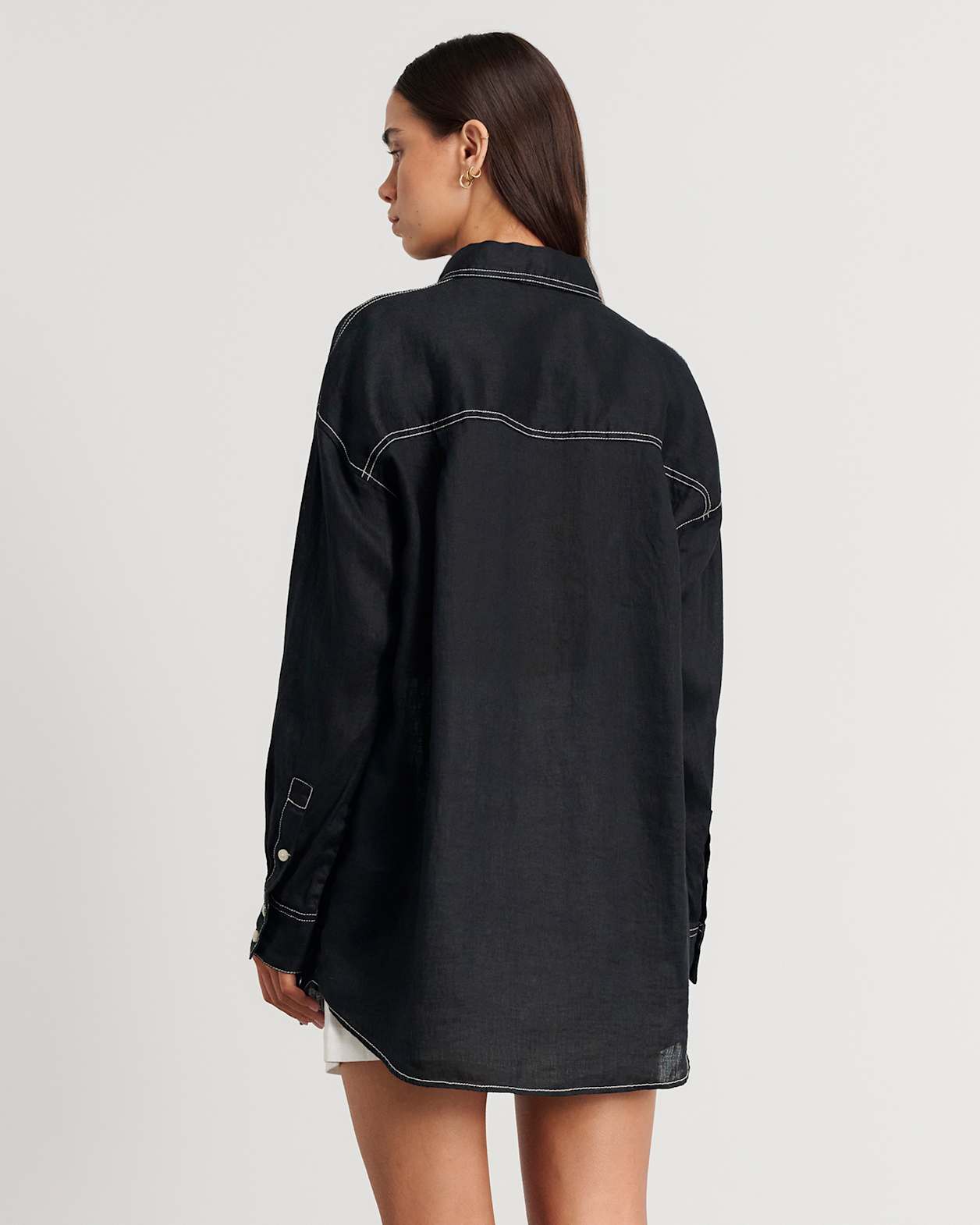 Cindy Oversized Shirt in BLACK