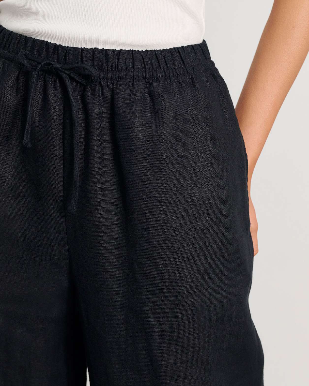 Ivy Linen Pant in BLACK