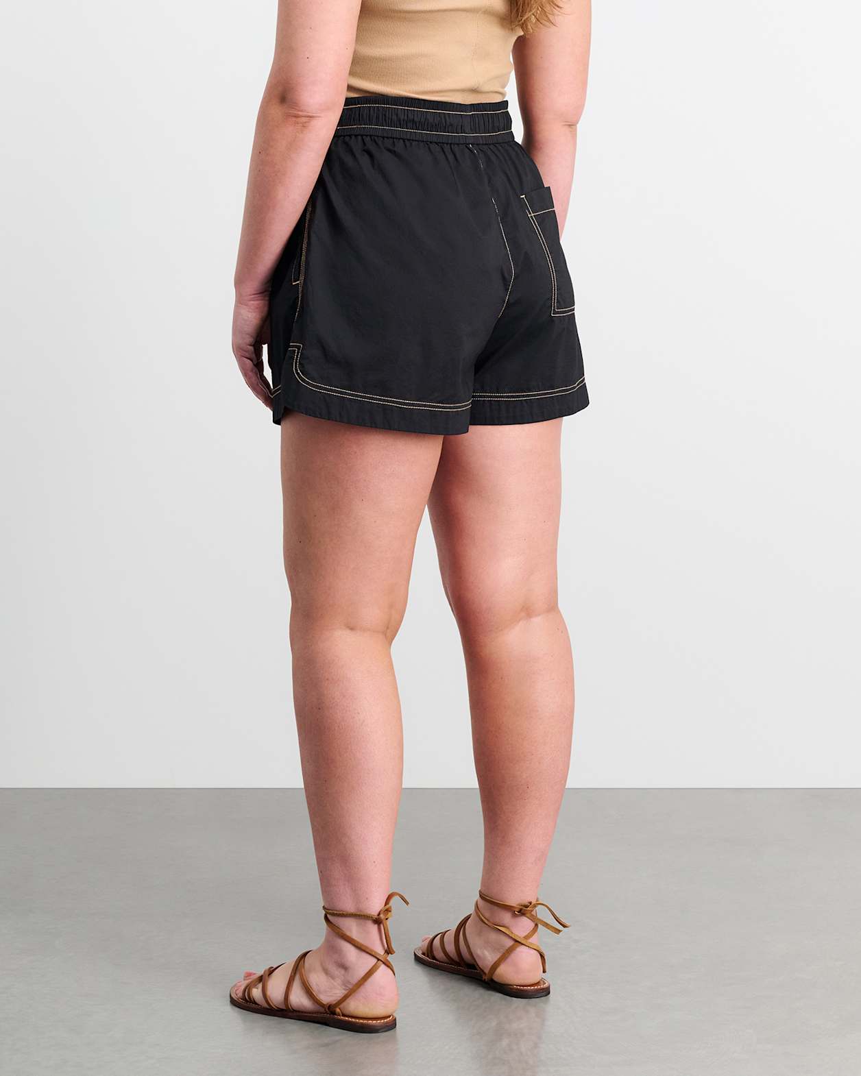 Eden Cotton Pull On Short in BLACK