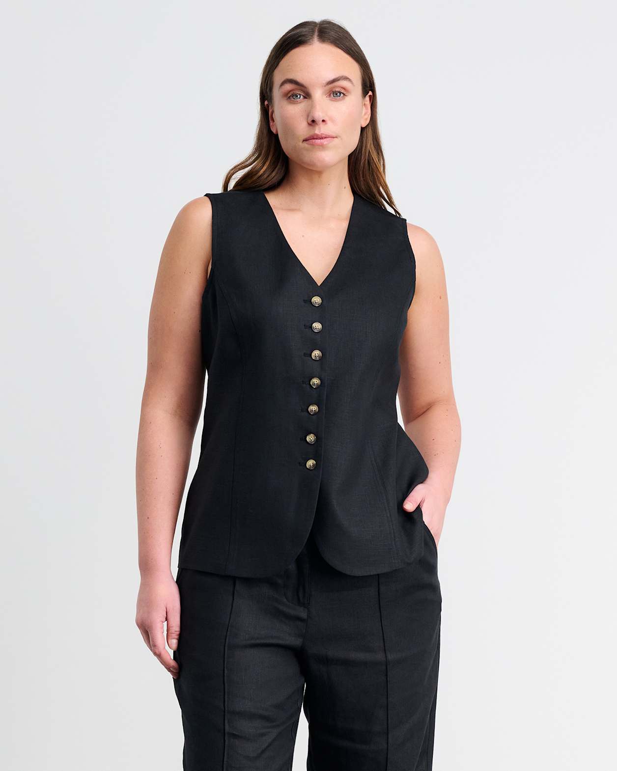Kayla Linen Vest in BLACK