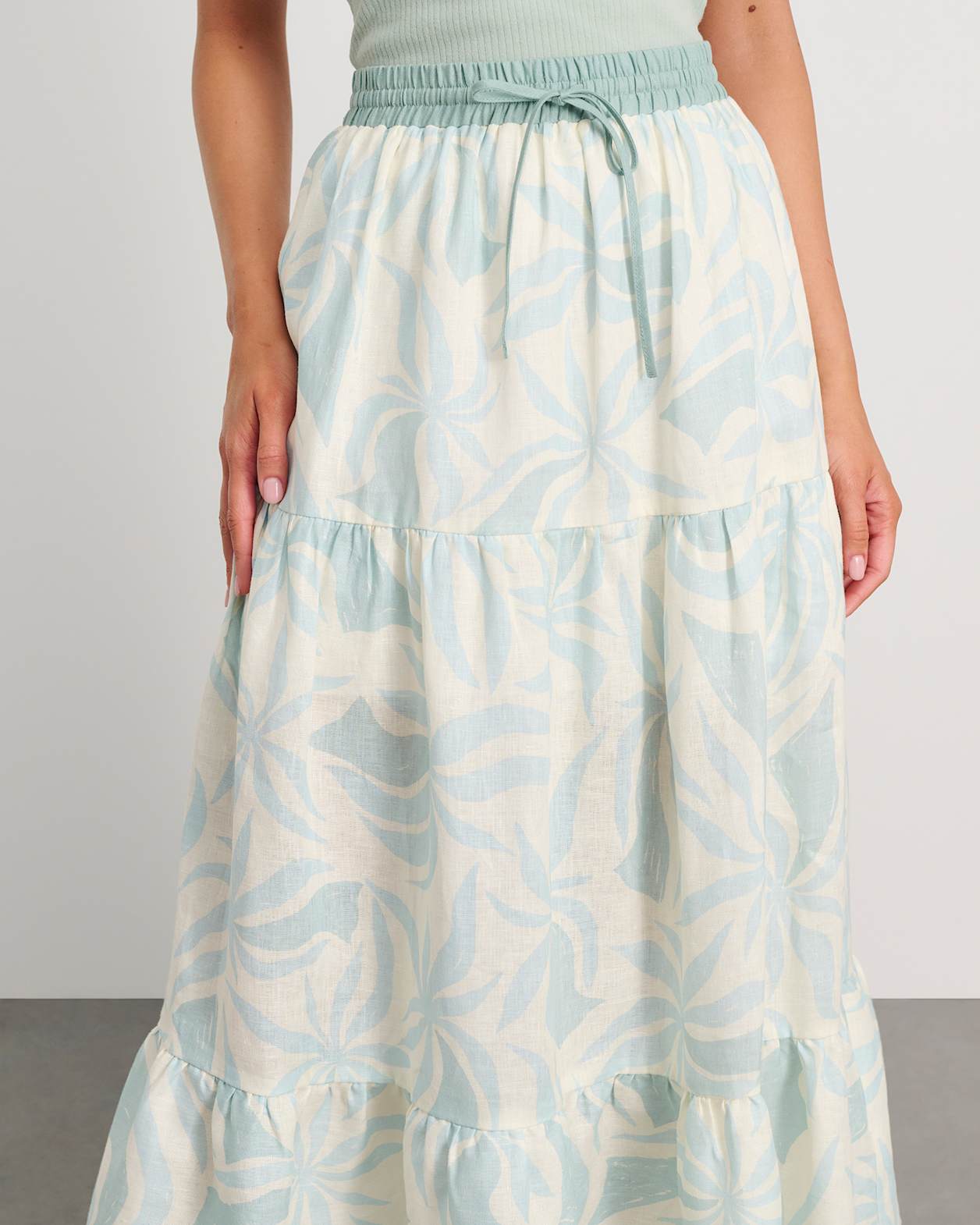 Hallie Linen Palma Maxi Skirt in MINT/IVORY