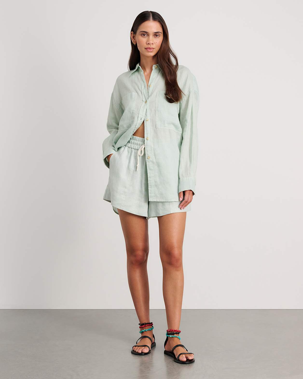 Cindy Oversized Shirt in LIGHT GREEN