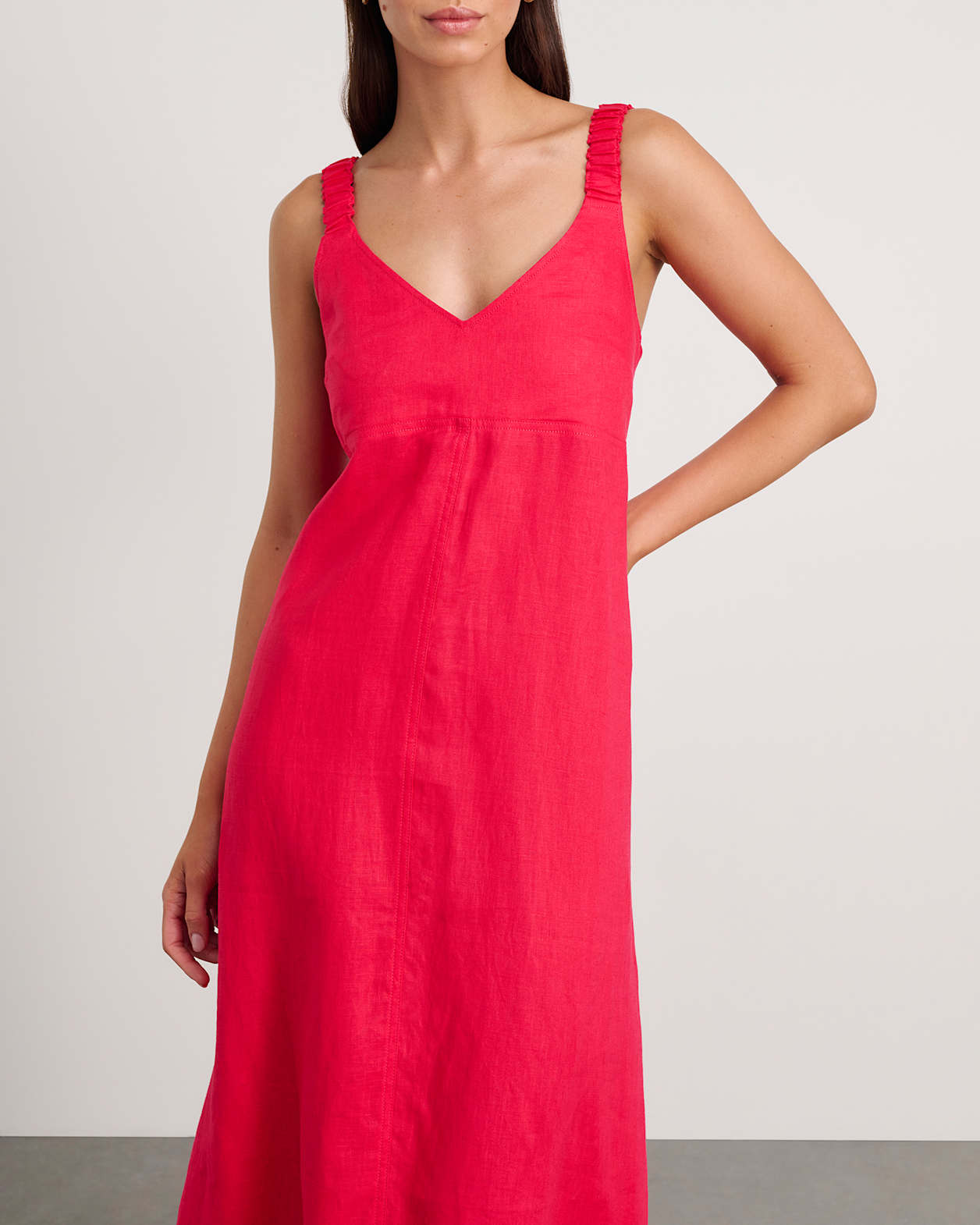 Sara Linen Midi Dress in RASPBERRY