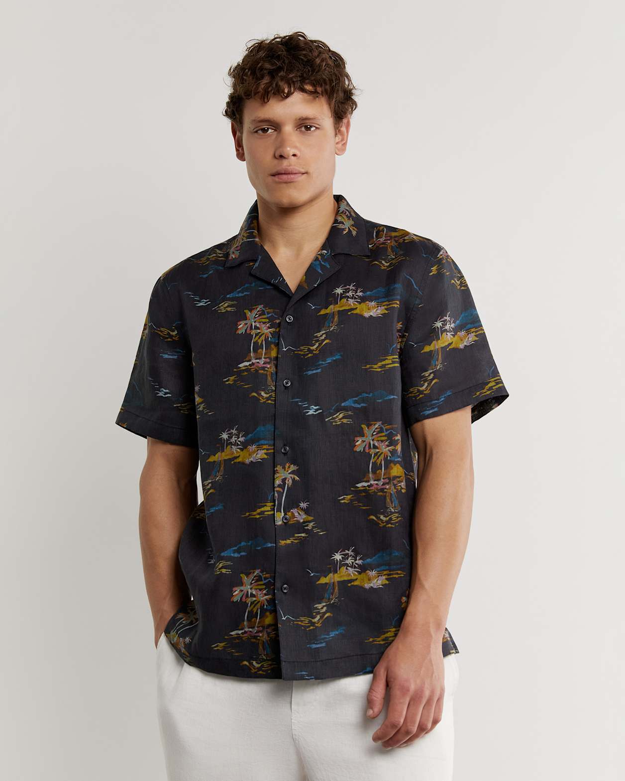 Andre Linen Hawaii Shirt in BLACK
