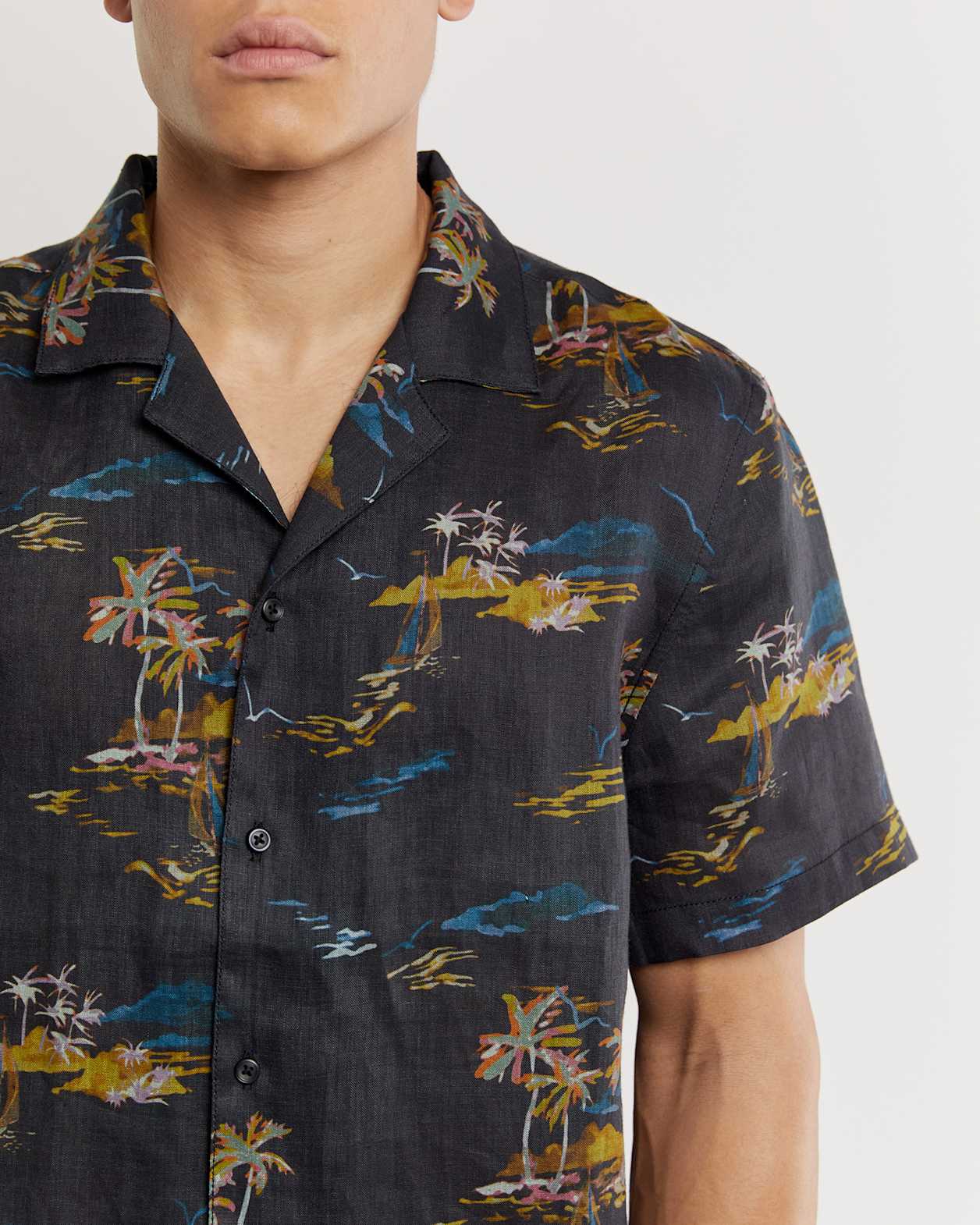 Andre Linen Hawaii Shirt in BLACK
