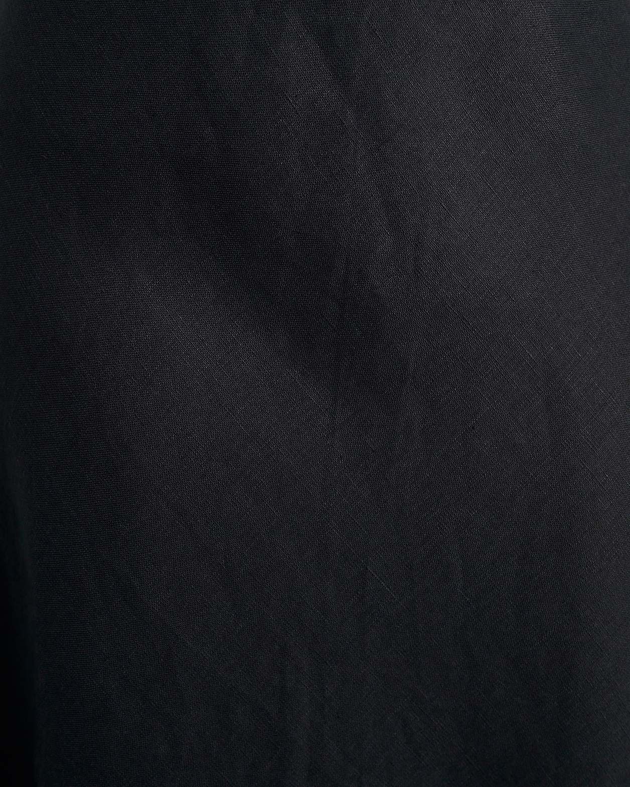 Tia Bias Linen Skirt in BLACK