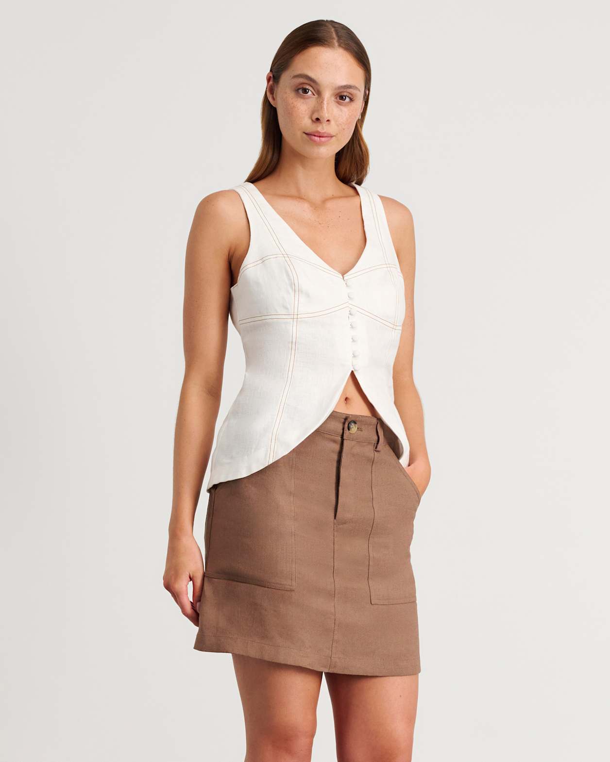 Antonia Linen Top in WHITE