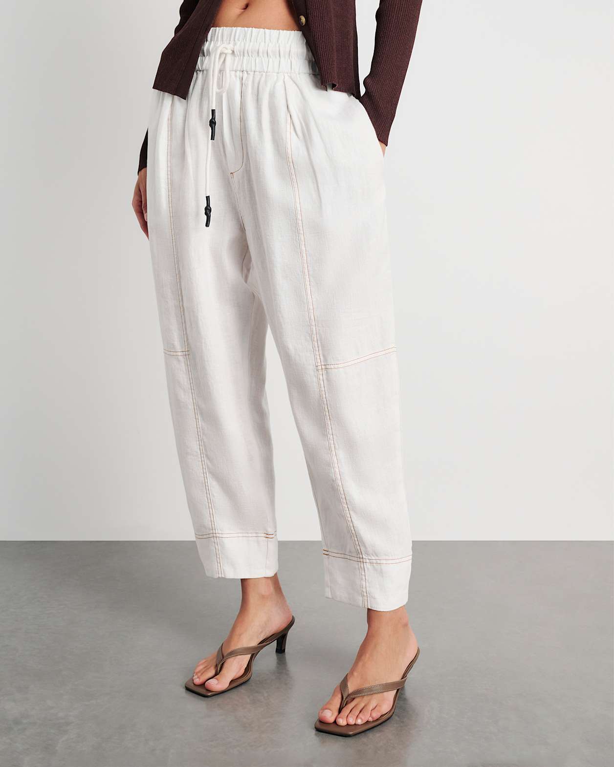 Sabine Linen Pull On Pant in WHITE