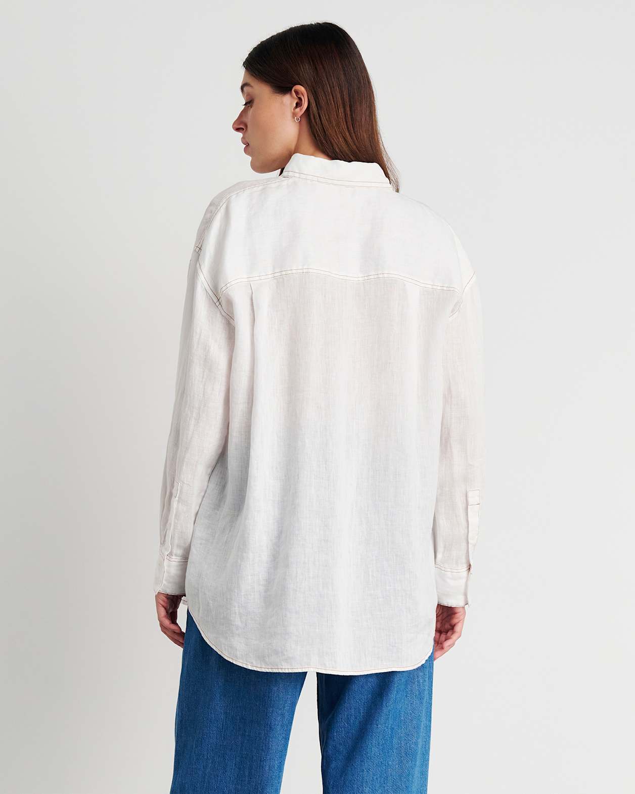 Cindy Oversized Shirt in WHITE
