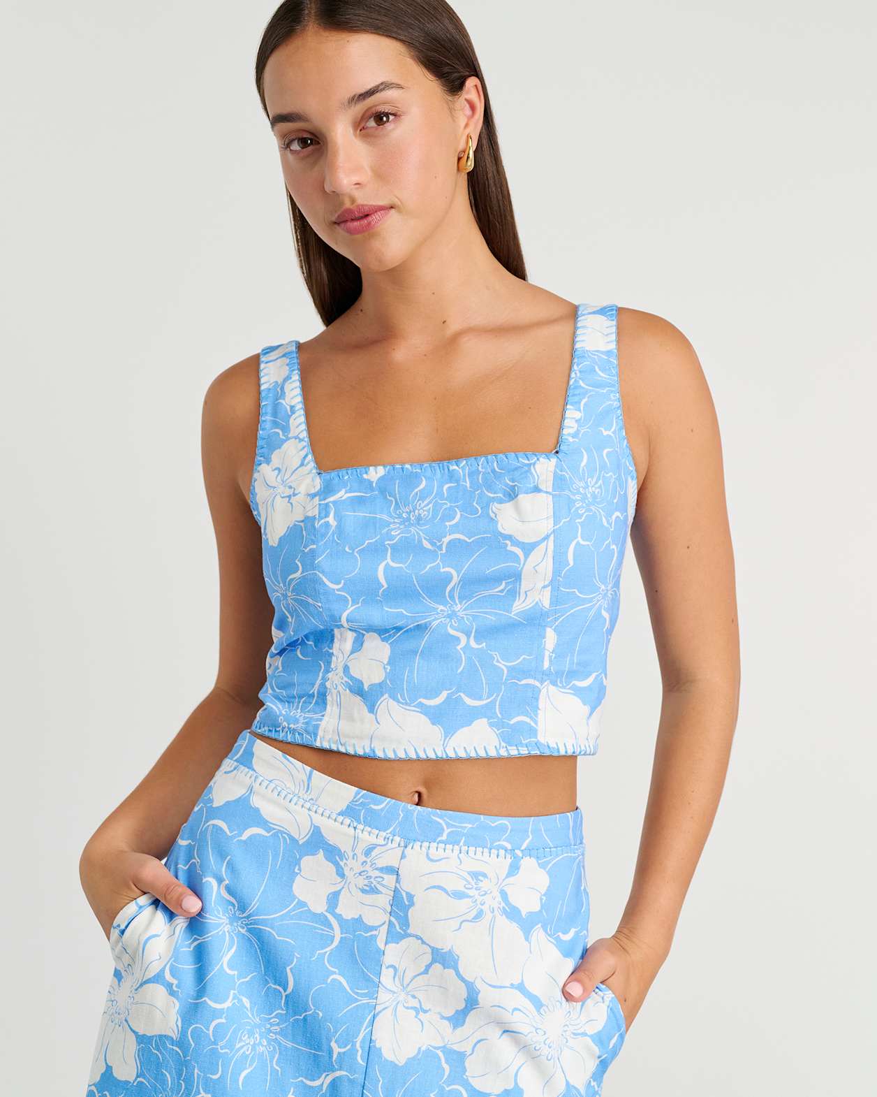 Fiore Linen Top in SKY BLUE