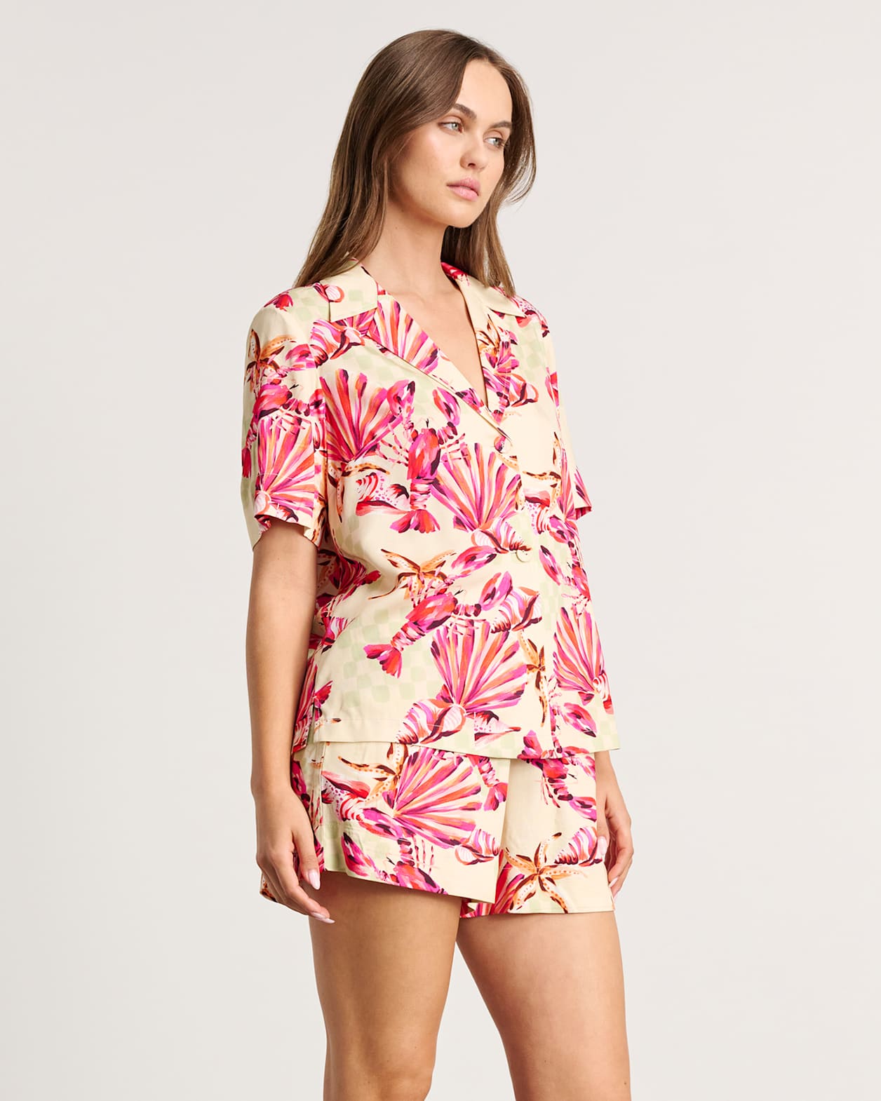 Lobster Resort Shirt in LOBSTER