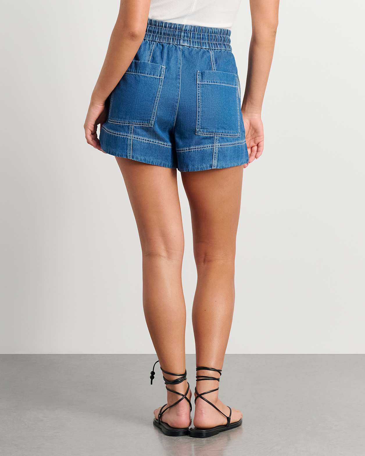 Nyra Pull On Denim Short in RAW WASH