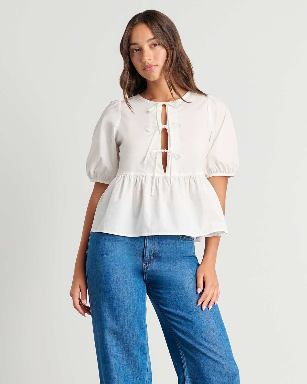 Poplin Puff Sleeve Tie Top in WHITE