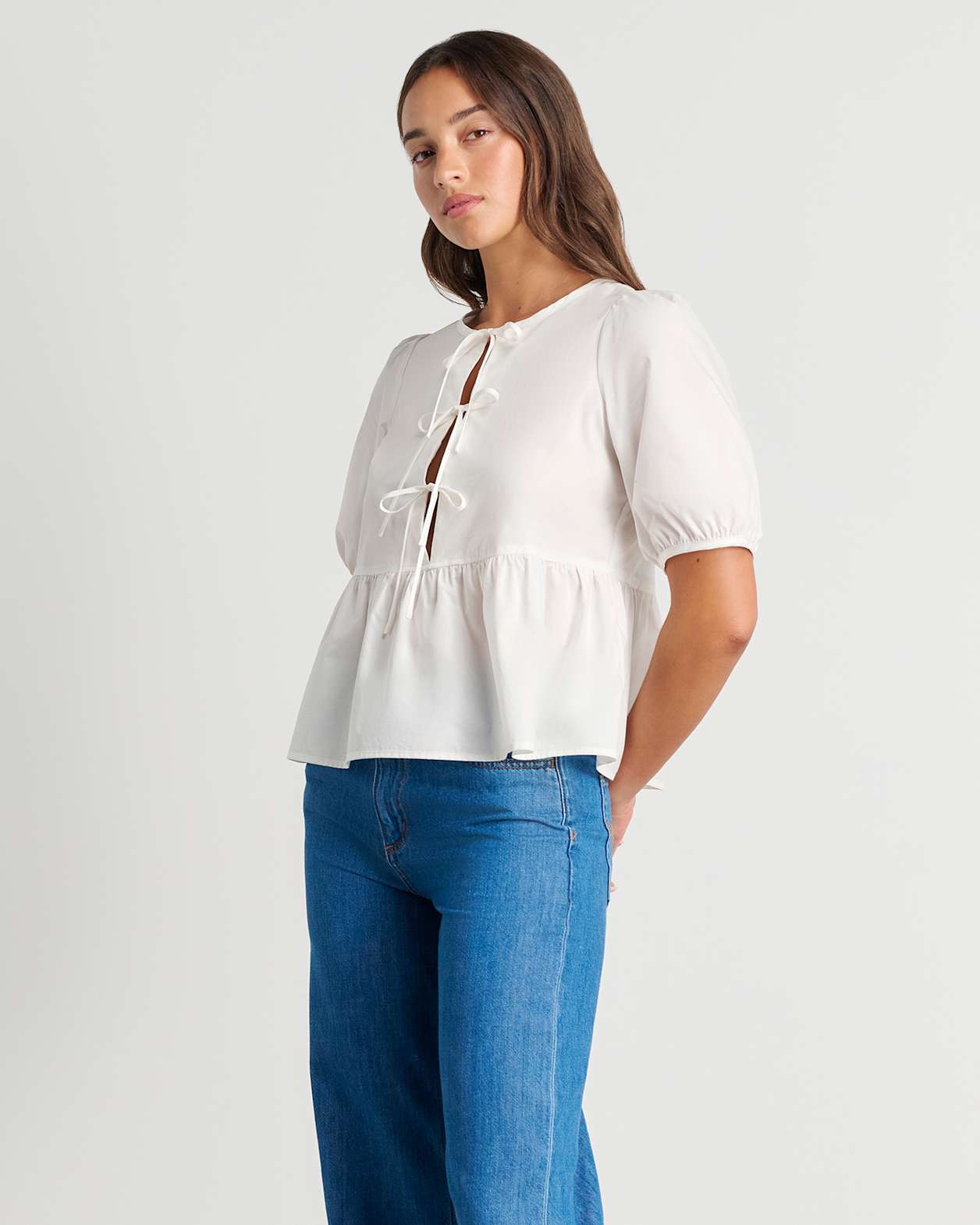 Poplin Puff Sleeve Tie Top in WHITE
