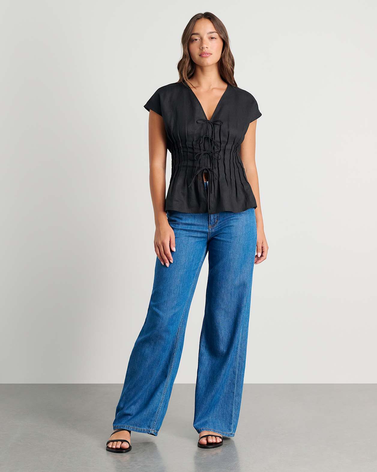 Delphine Pintuck Linen Blouse in BLACK