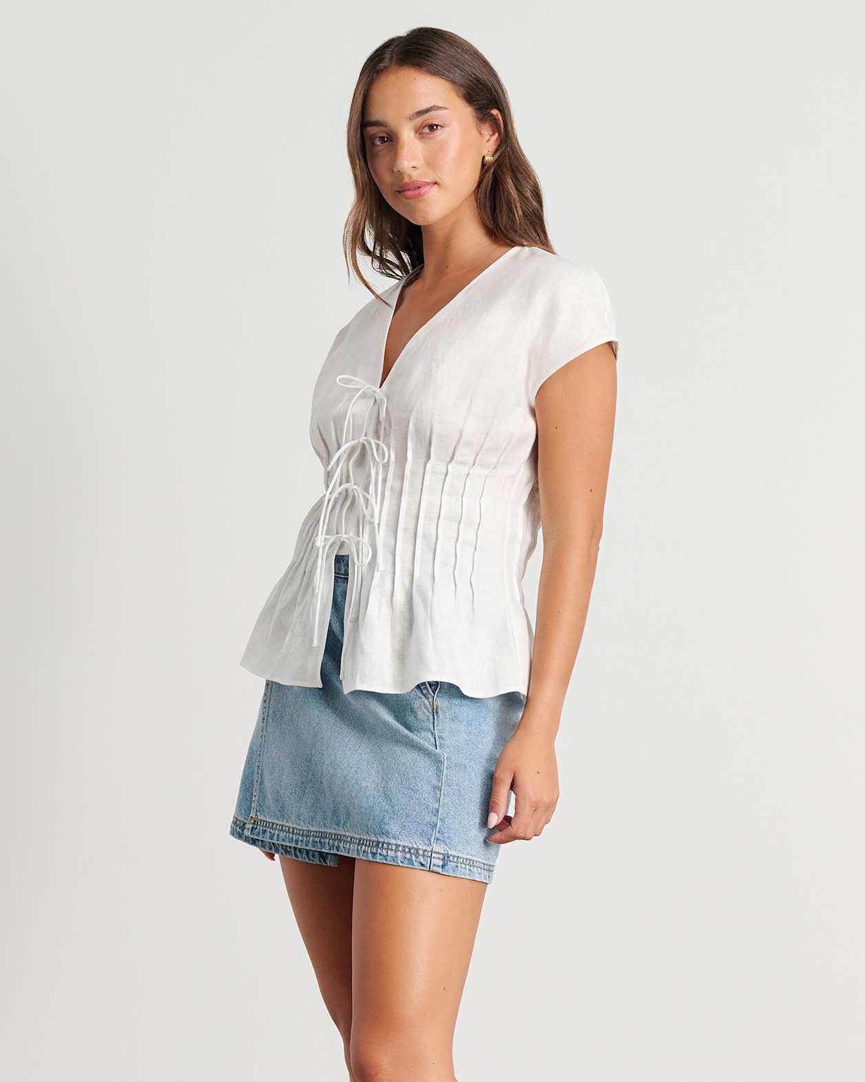 Delphine Pintuck Linen Blouse in WHITE
