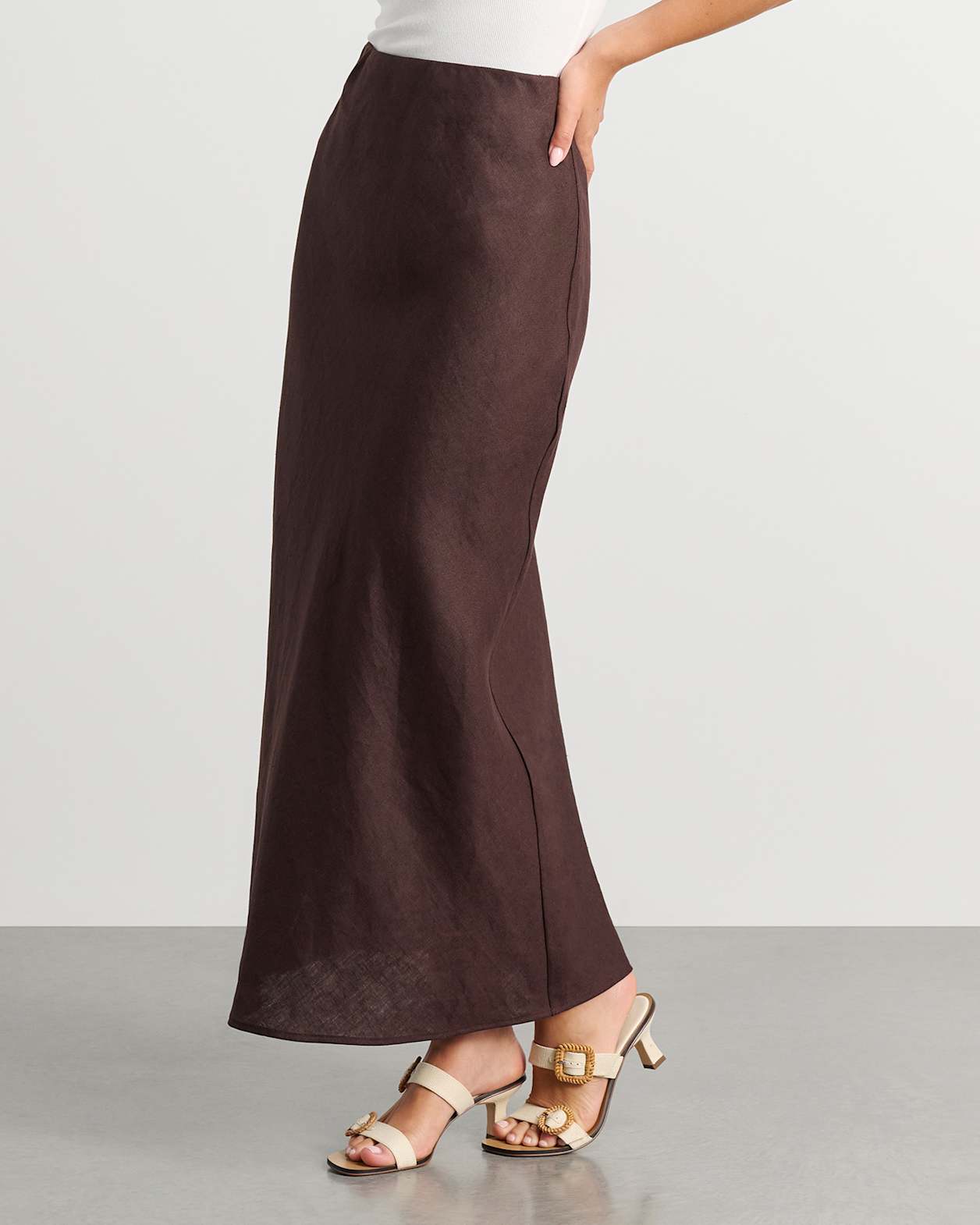 Tia Bias Linen Skirt in DARK CHOCOLATE