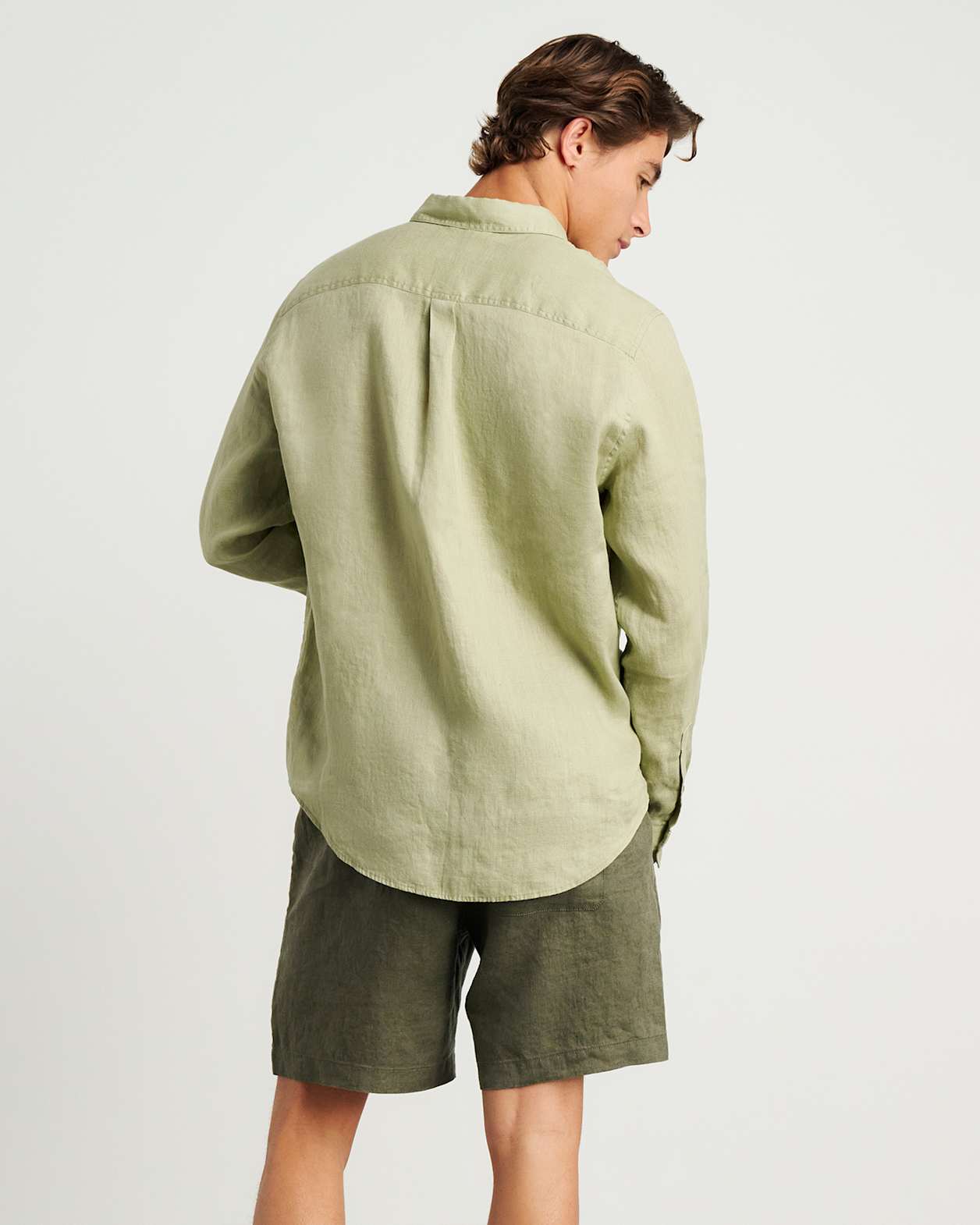 Cooper Linen Shirt in MOSS