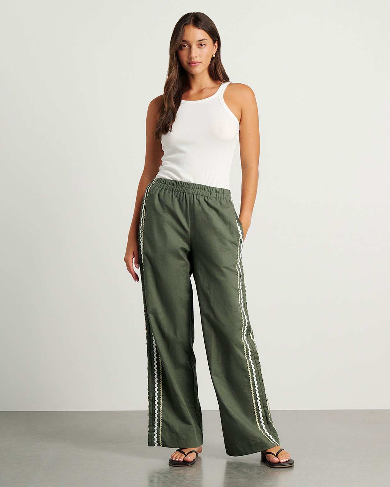 Liv Wide Leg Pant in SAGE
