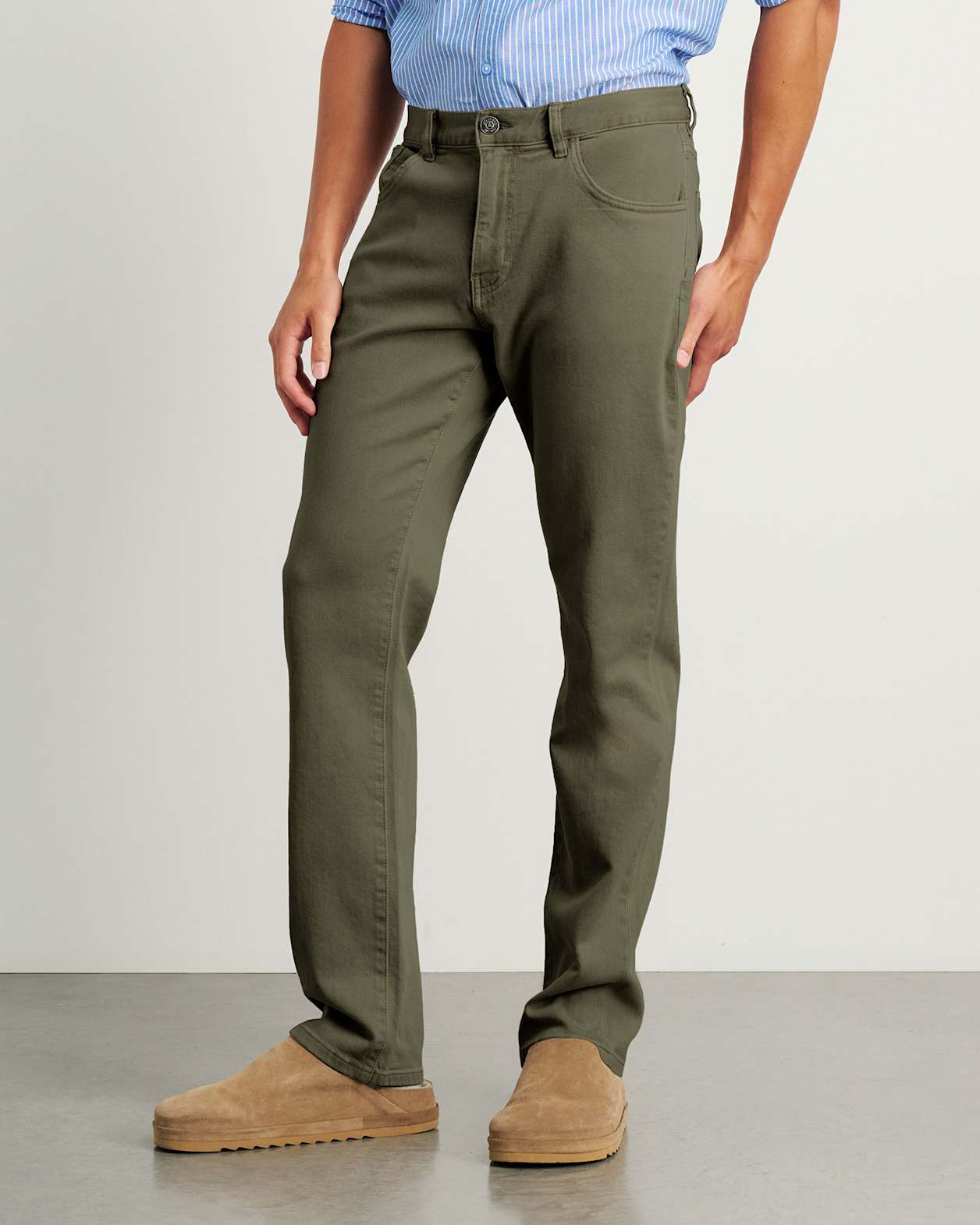 Flynn Garment Dye Jeans in KHAKI