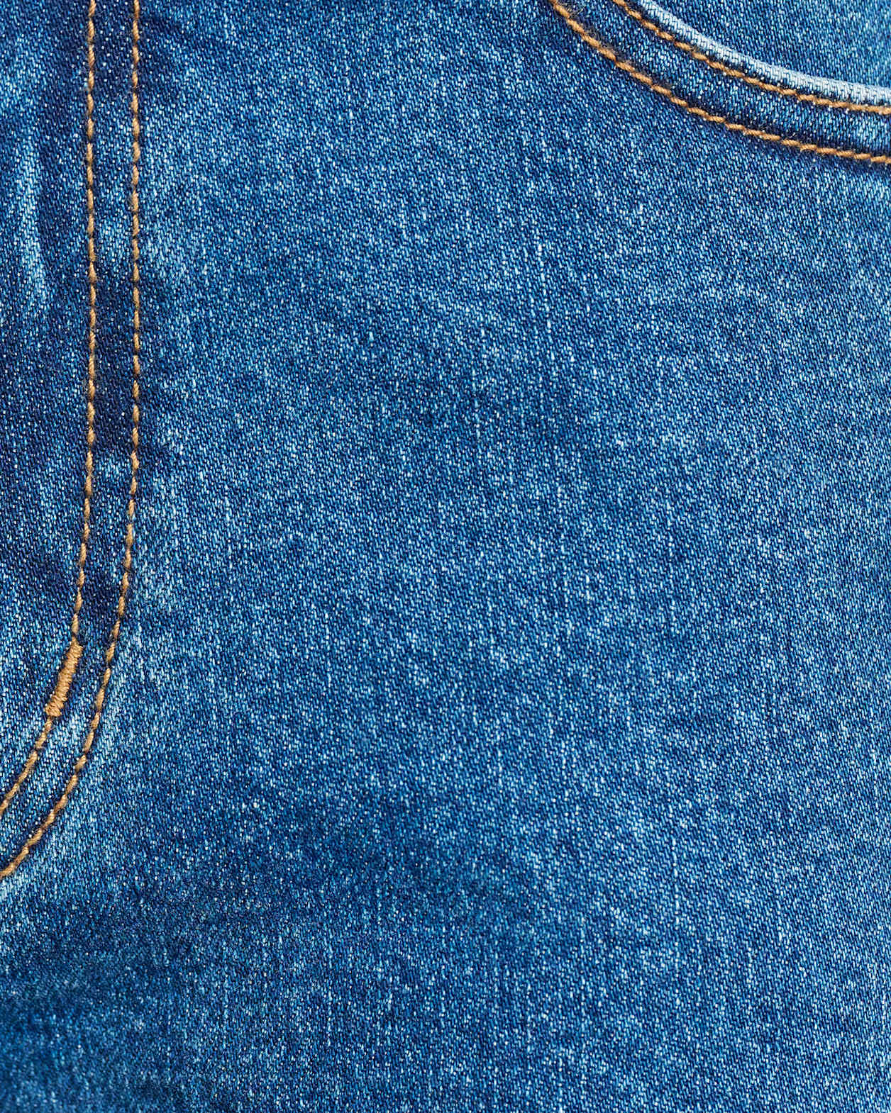 Carrie Slouch Jean in BLUE WASH