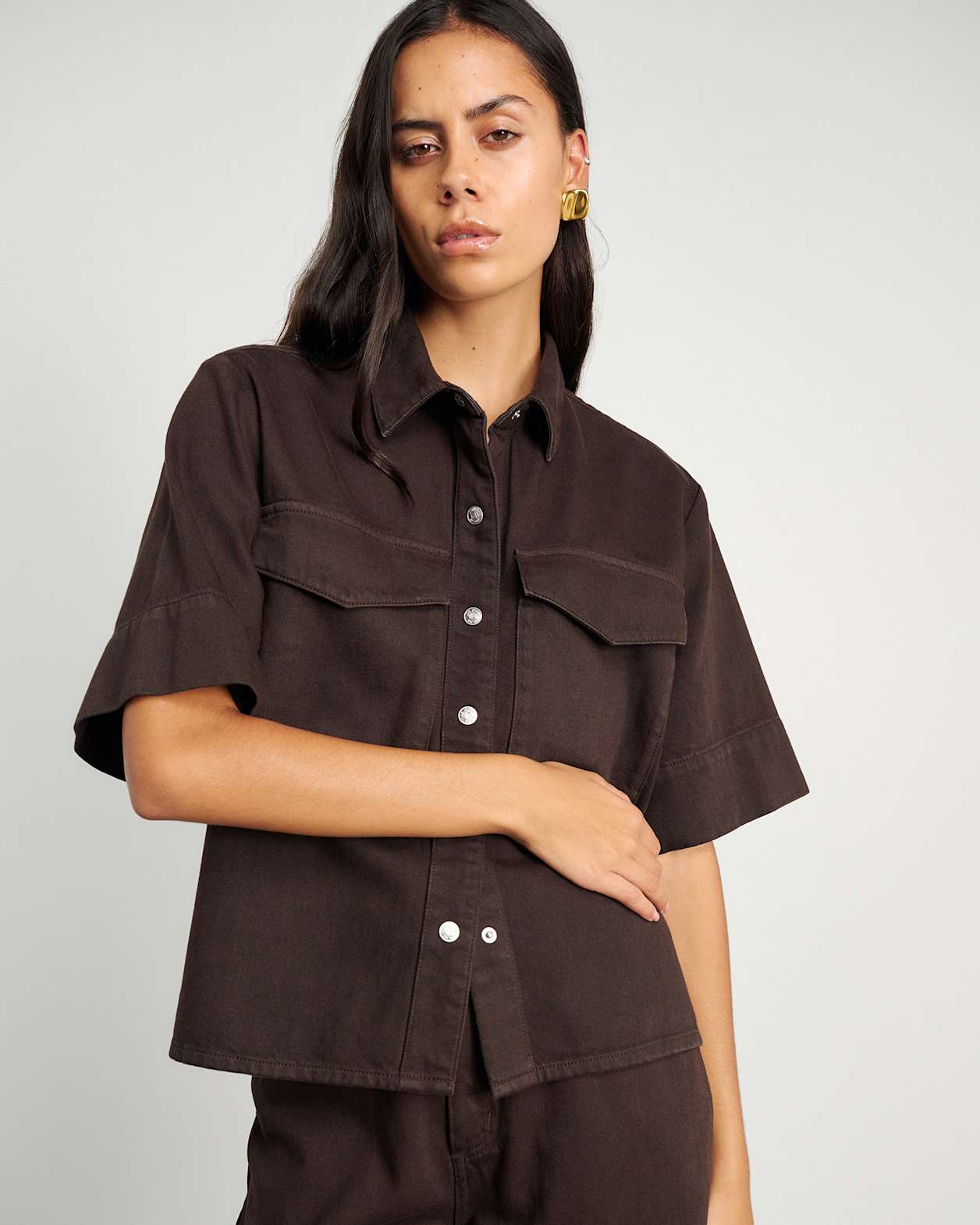 Loe Denim Shirt in DARK CHOCOLATE