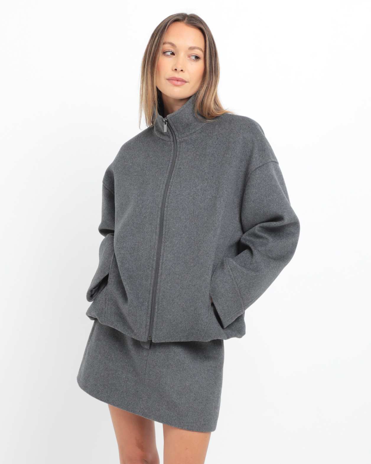Rb X Jag Oversized Bomber in CHARCOAL