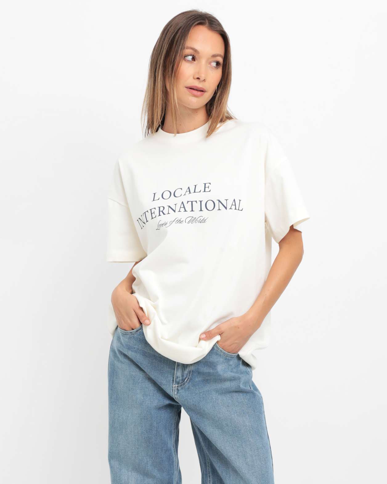 Rb X Jag Locale Oversized Tee in ECRU/NAVY