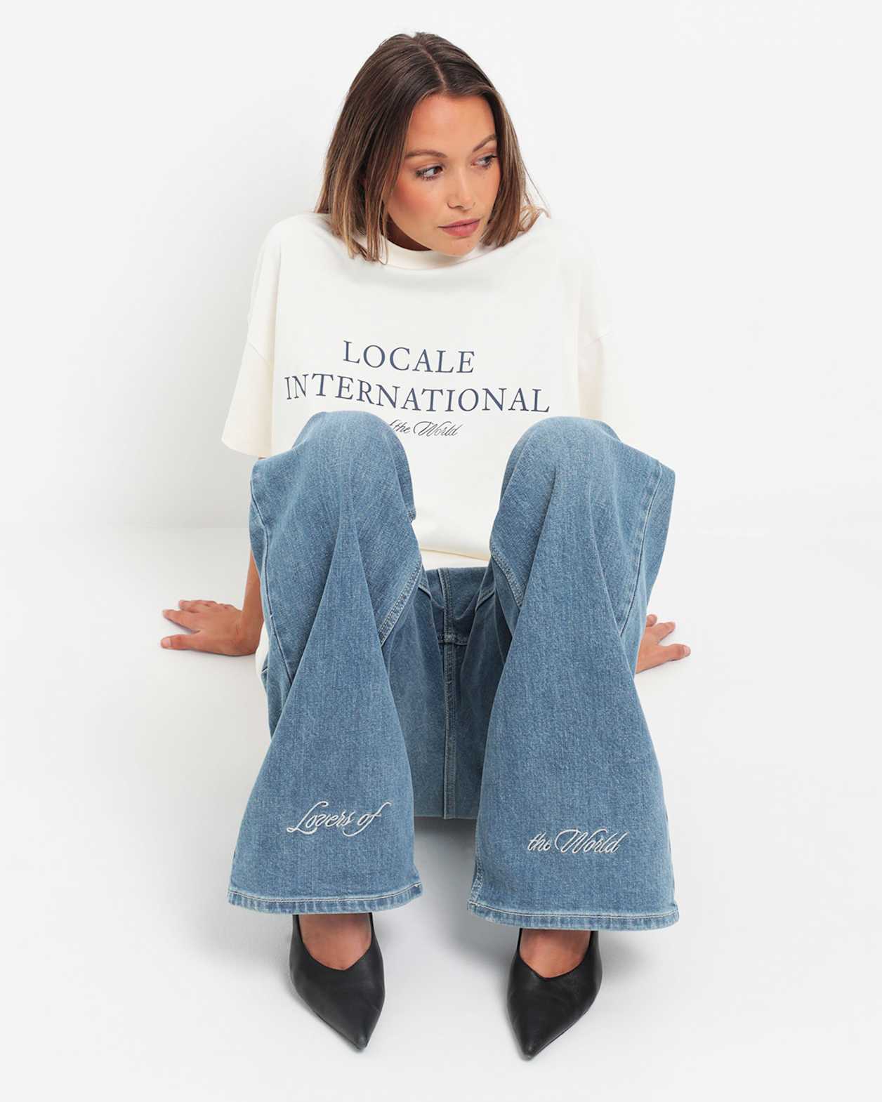 Rb X Jag Locale Oversized Tee in ECRU/NAVY
