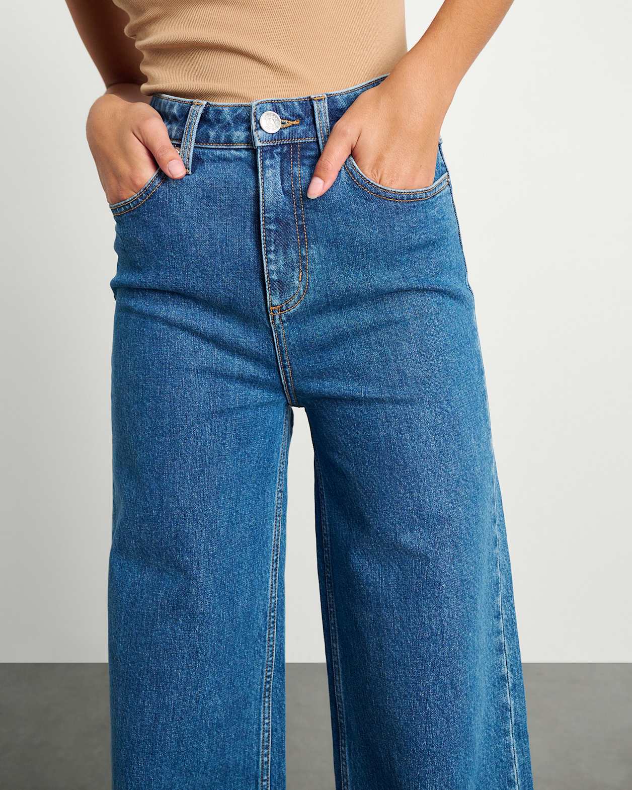 Sofia Marine Jean in BLUE WASH