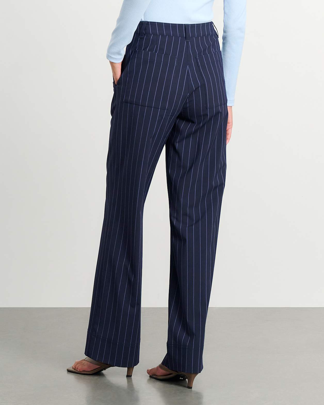 Gia Pinstripe Tuck Pant in NAVY/WHITE