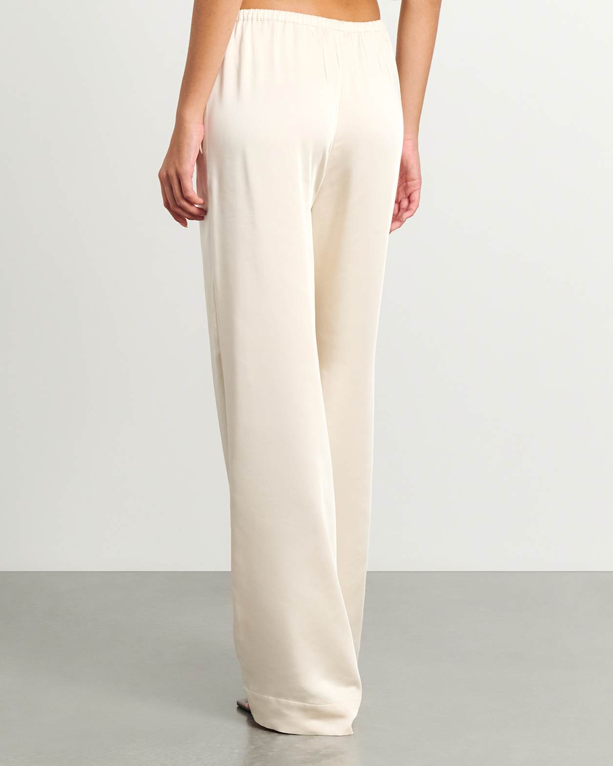 Maddi Drawcord Pant in SHELL