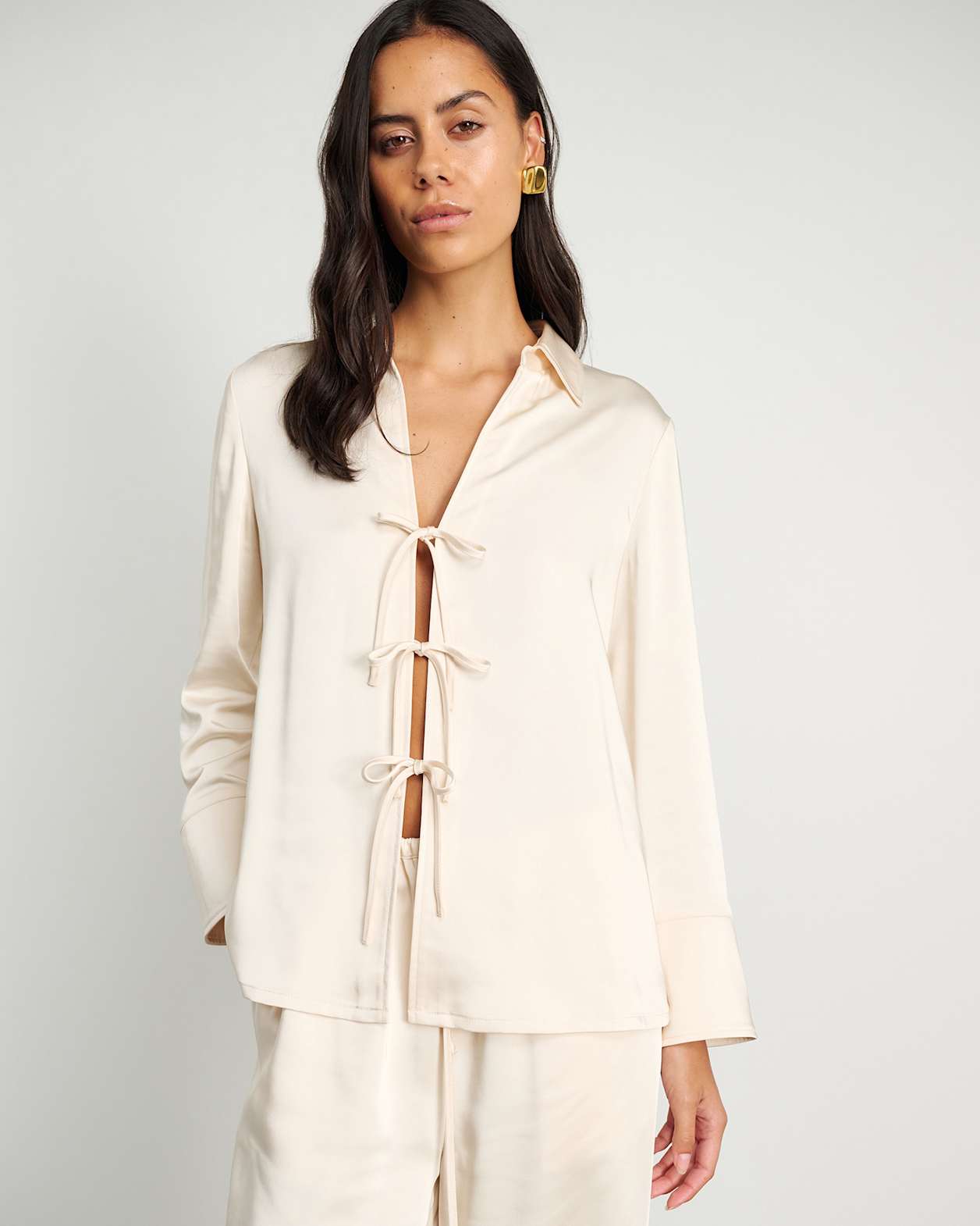Maddi Tie Shirt in SHELL