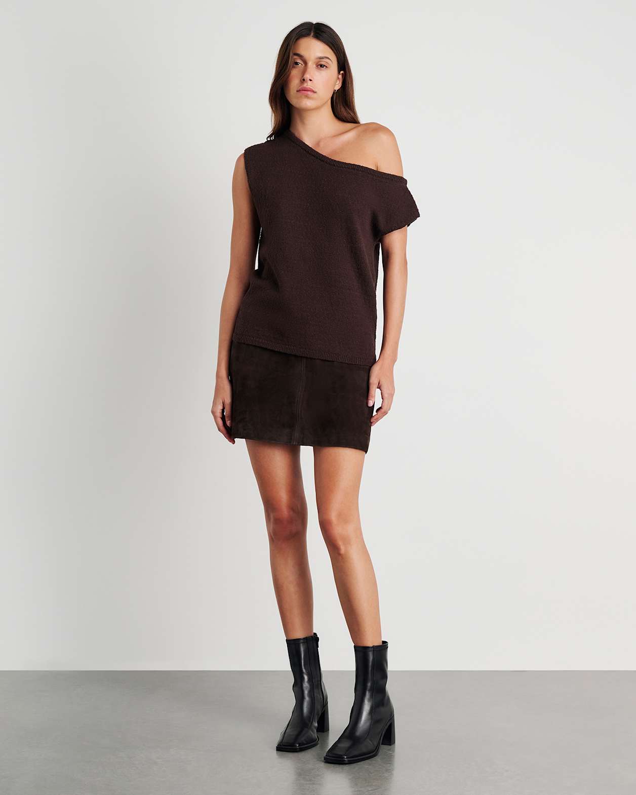 Arden Off Shoulder Knit in DARK CHOCOLATE