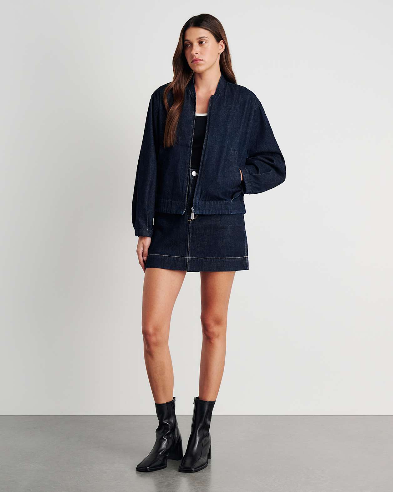 Cora Crop Denim Jacket in RAW WASH