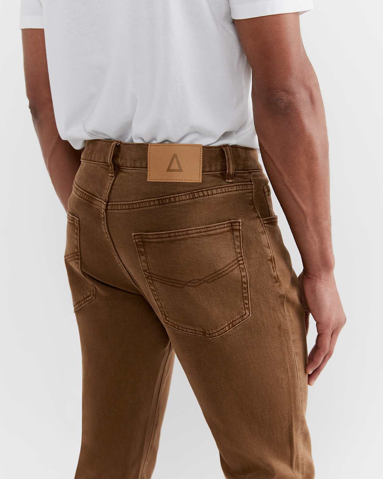 Stan Garment Dye Jeans in BROWN