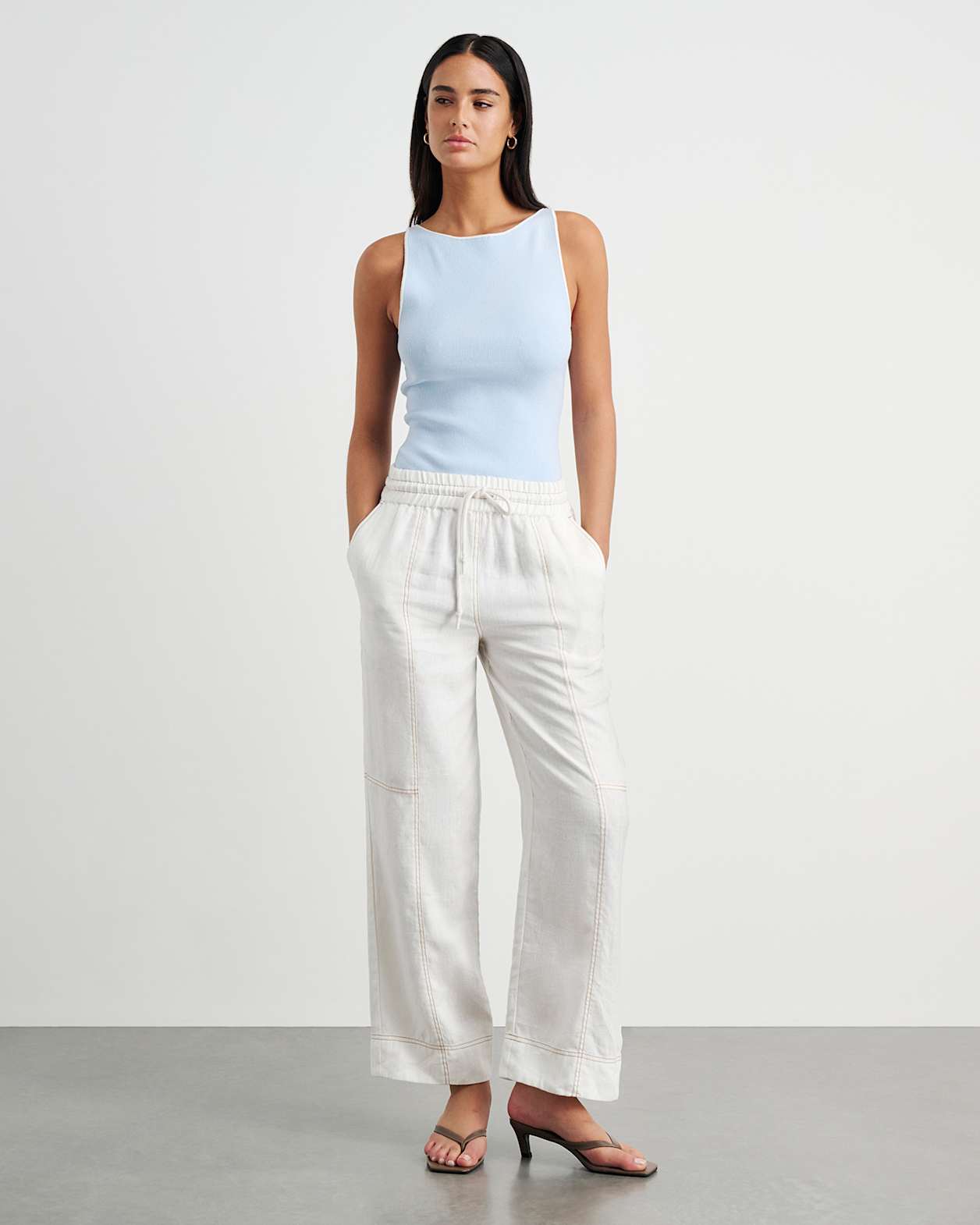 Sabine Linen Relaxed Leg Pant in WHITE