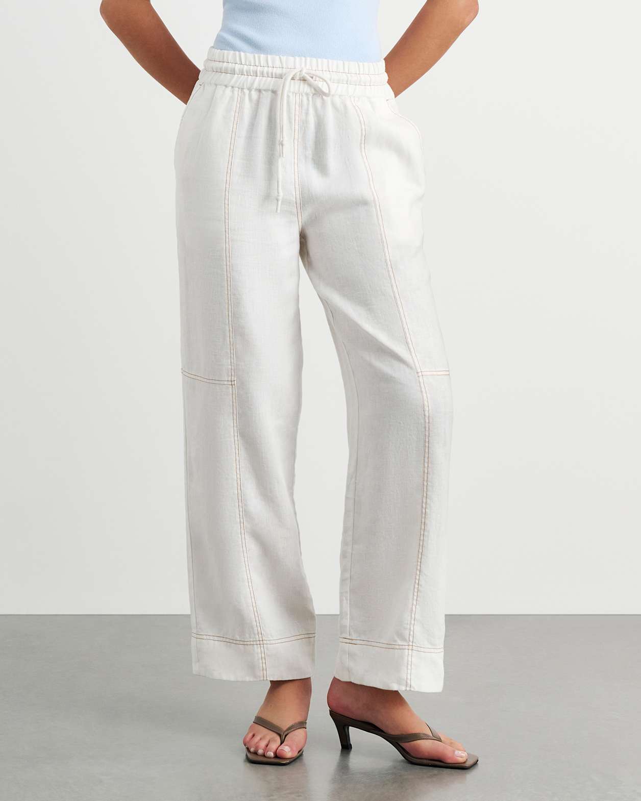 Sabine Linen Relaxed Leg Pant in WHITE