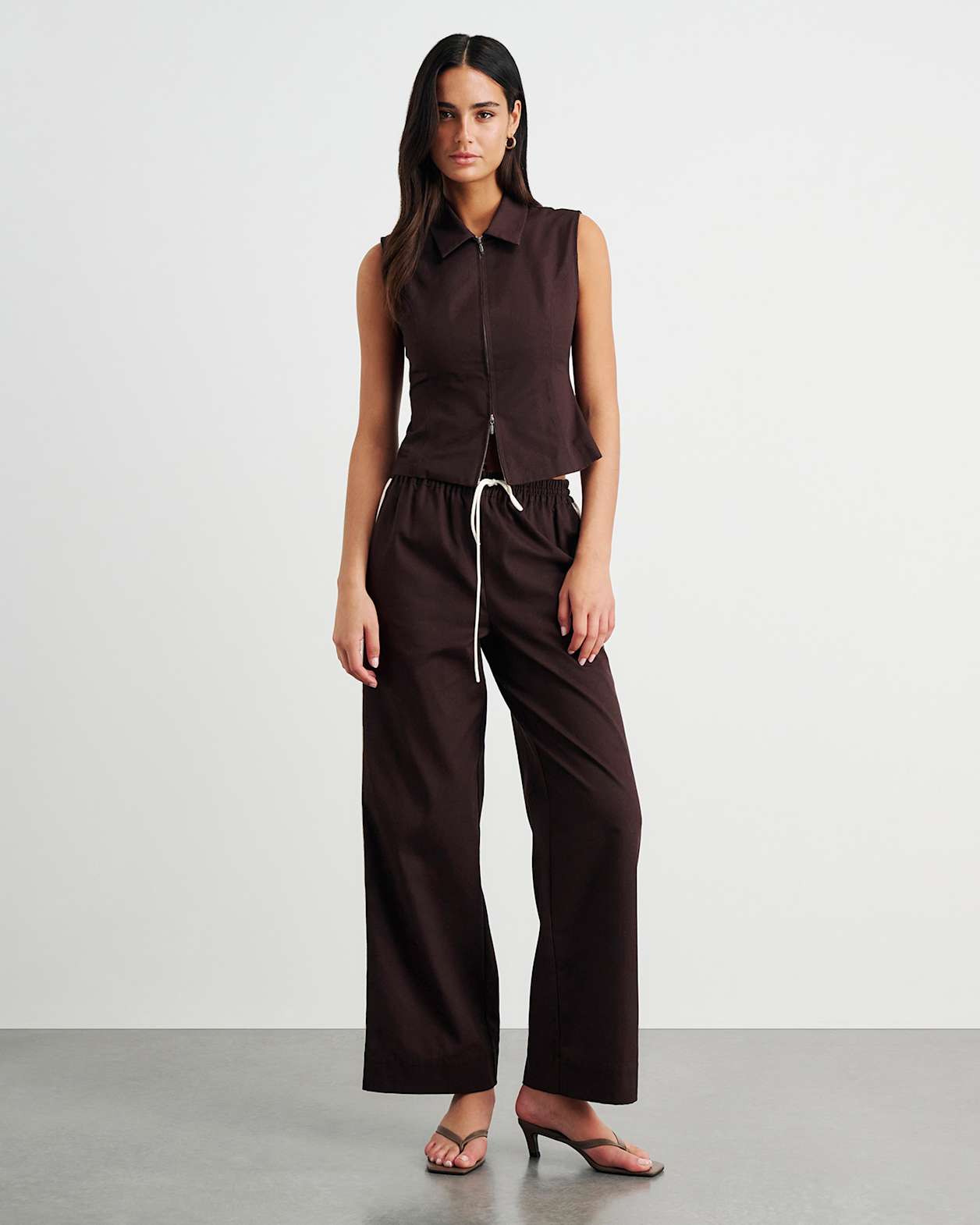 Canvas Contrast Pant in DARK CHOCOLATE
