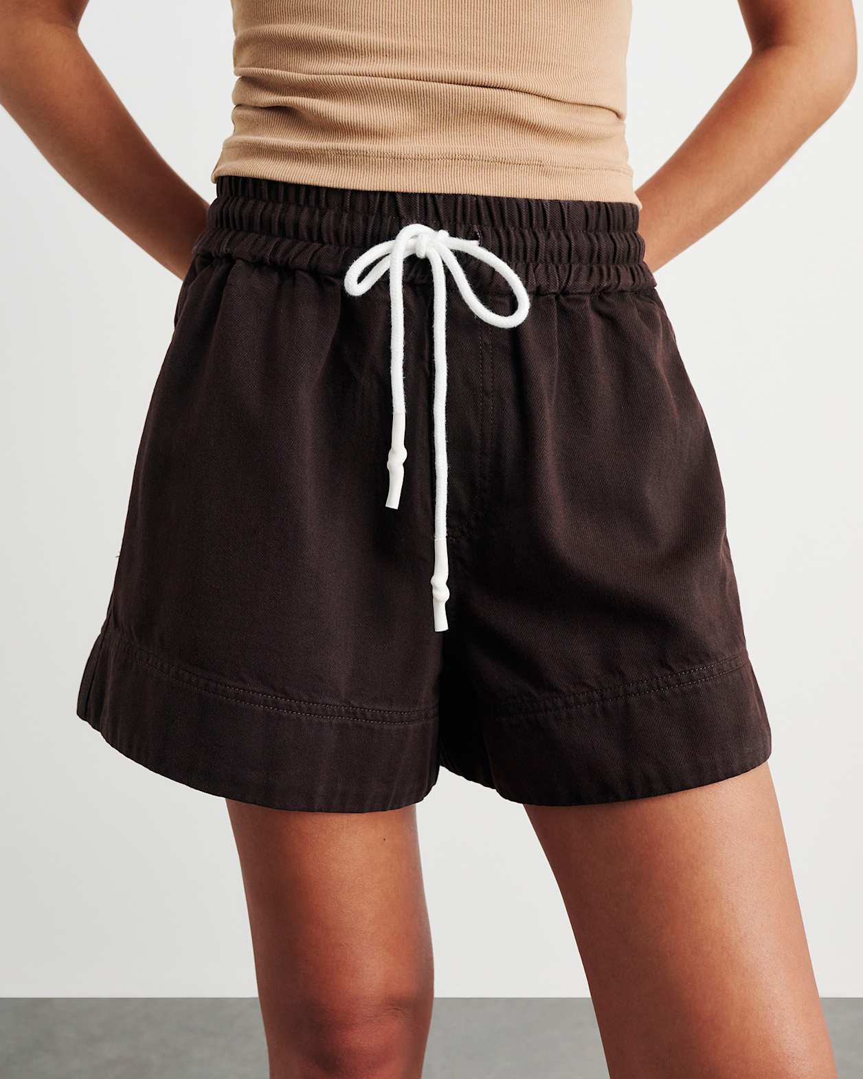 Loe Denim Pull On Short in DARK CHOCOLATE
