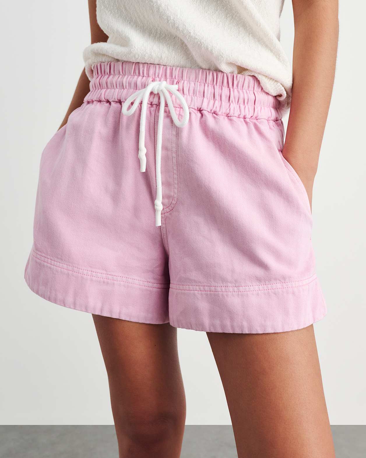 Loe Denim Pull On Short in PINK