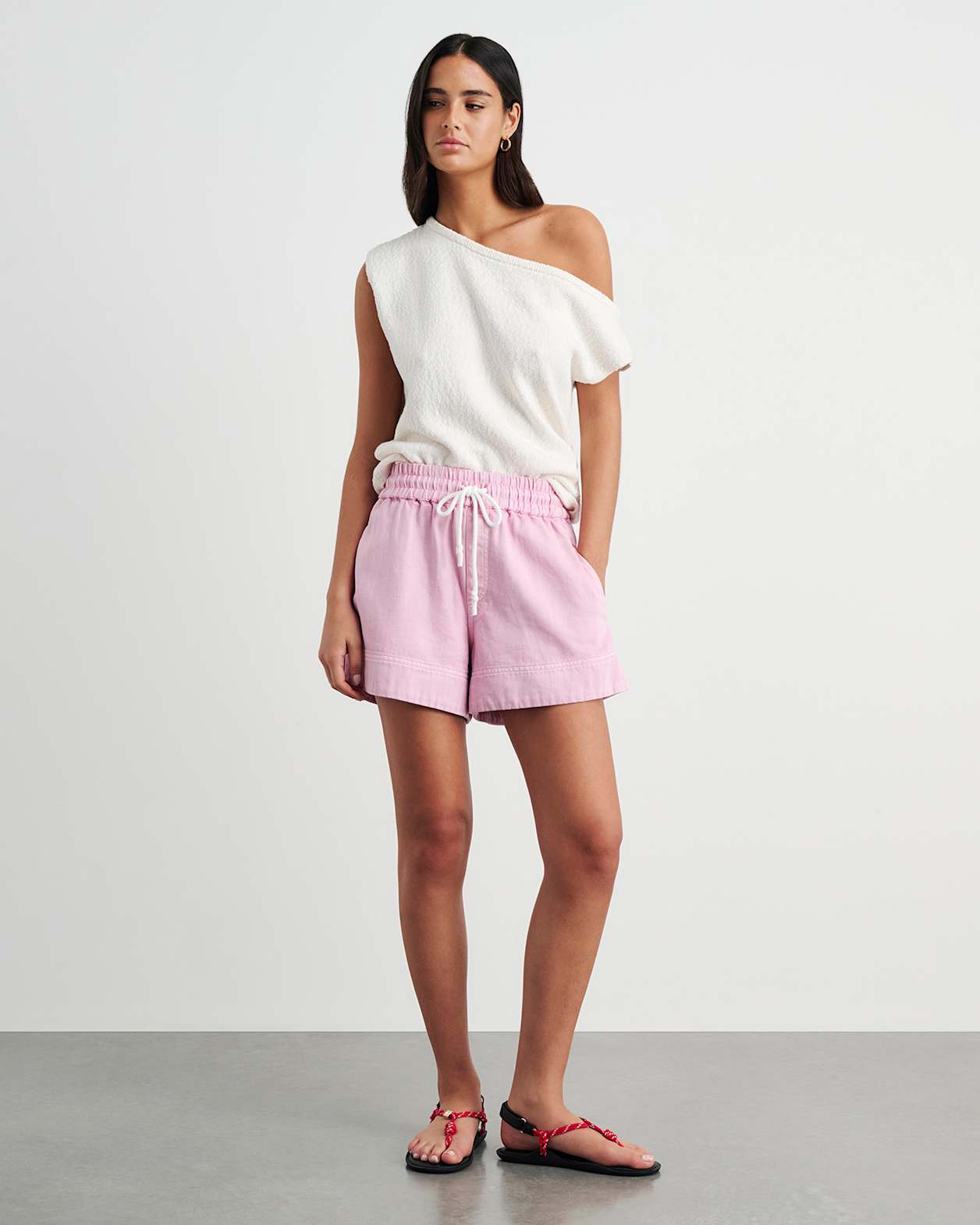 Loe Denim Pull On Short in PINK