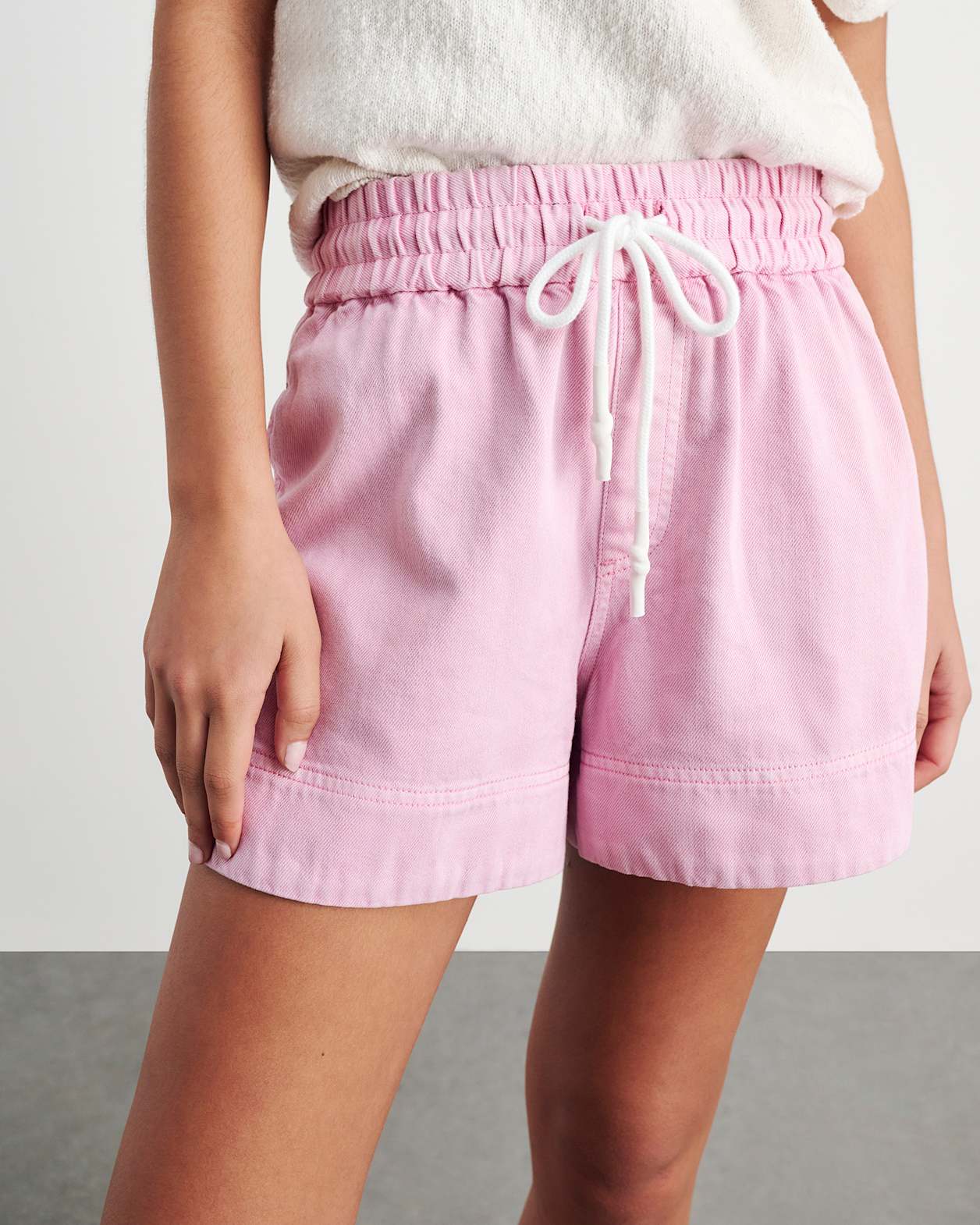 Loe Denim Pull On Short in PINK