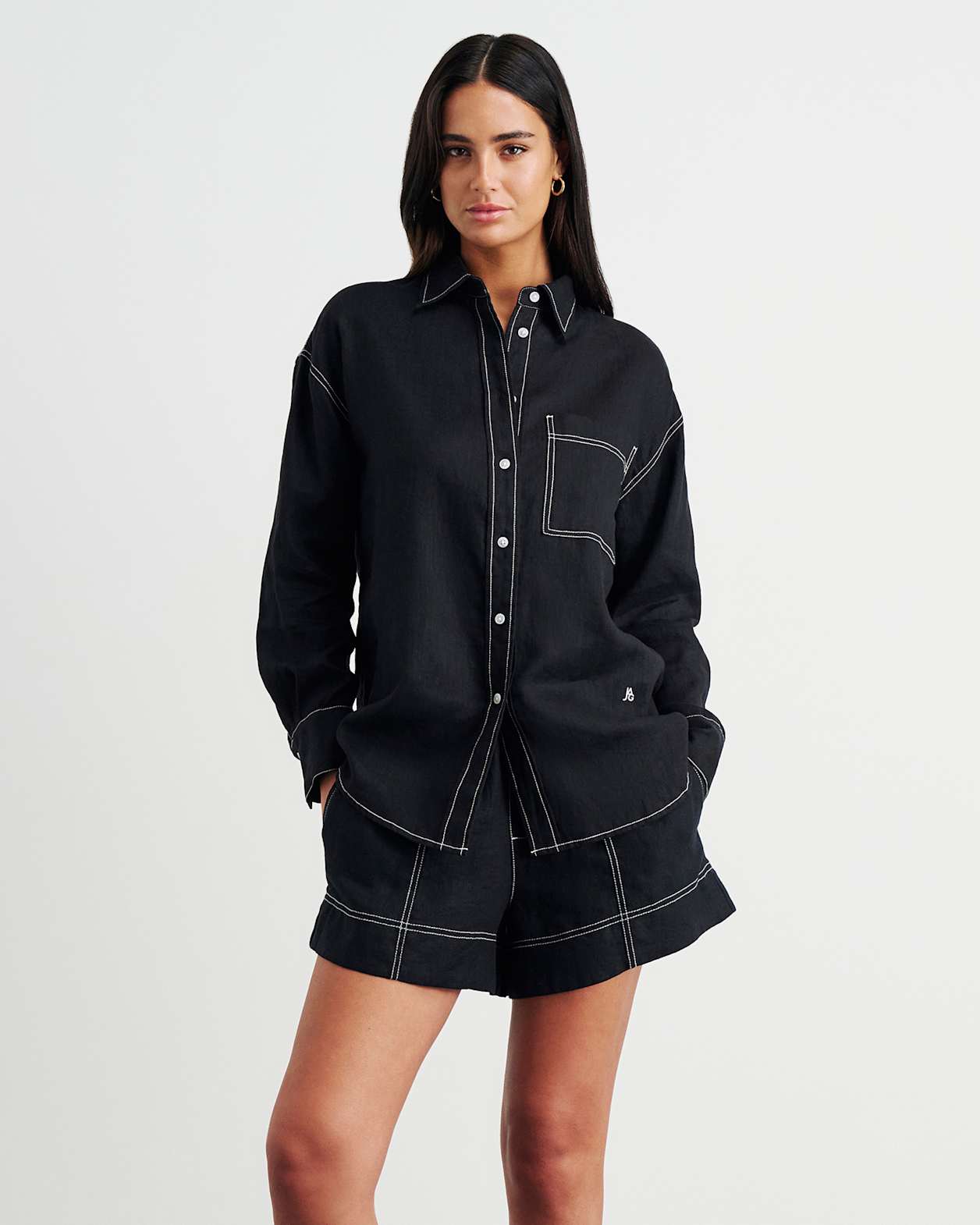 Gigi Linen Relaxed Shirt in BLACK