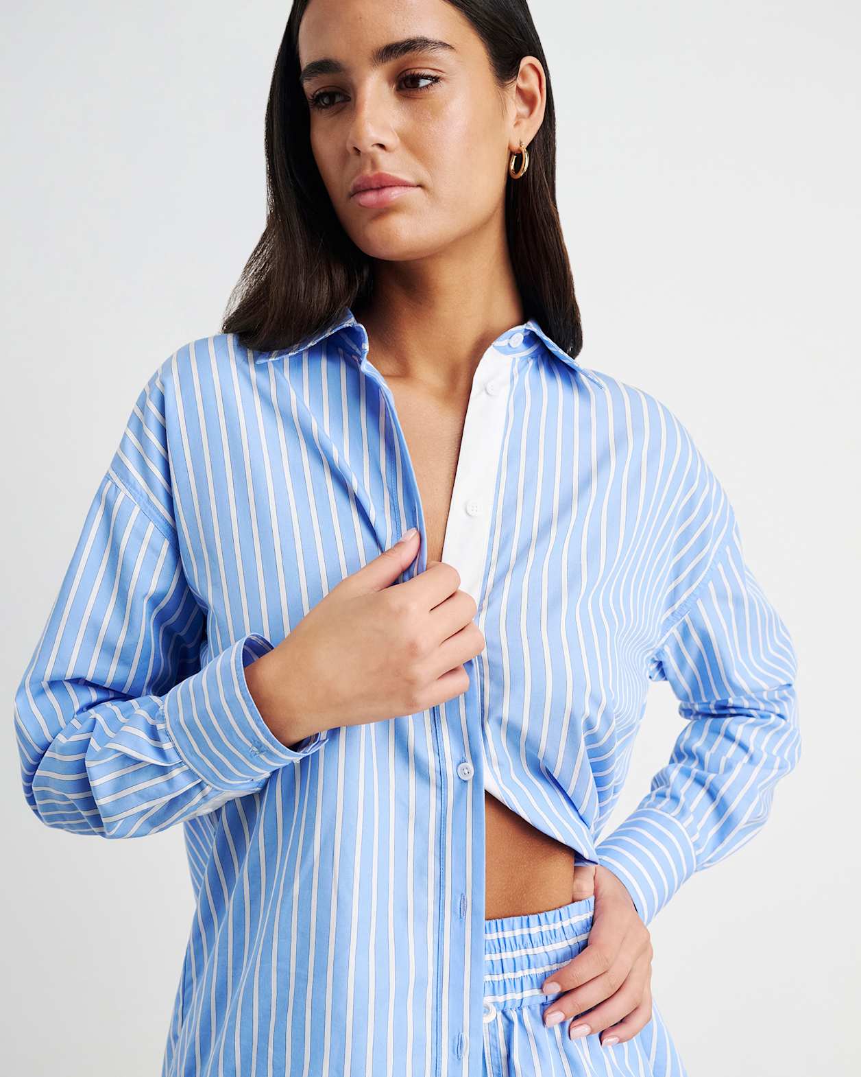 Gigi Poplin Relaxed Shirt in BLUE/WHITE