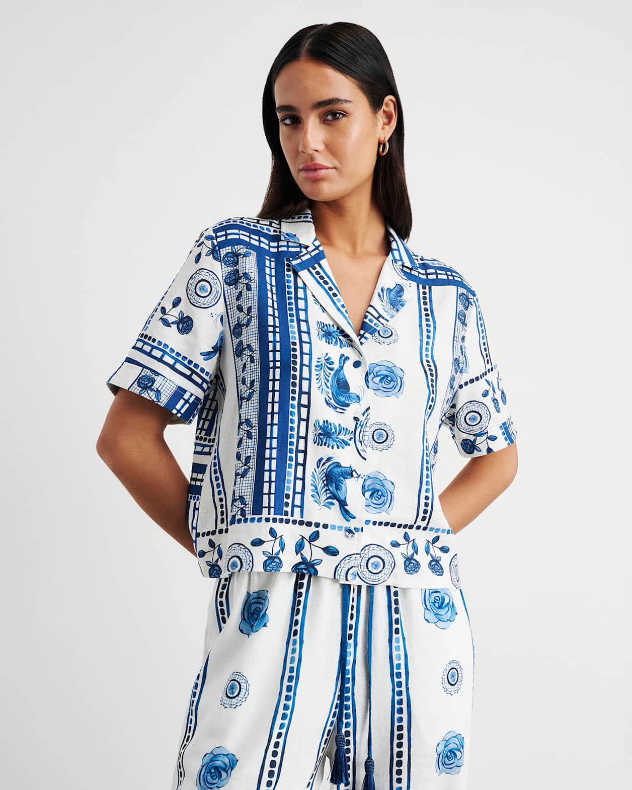 Lovebird Relaxed Short Sleeve Shirt in IVORY/MULTI